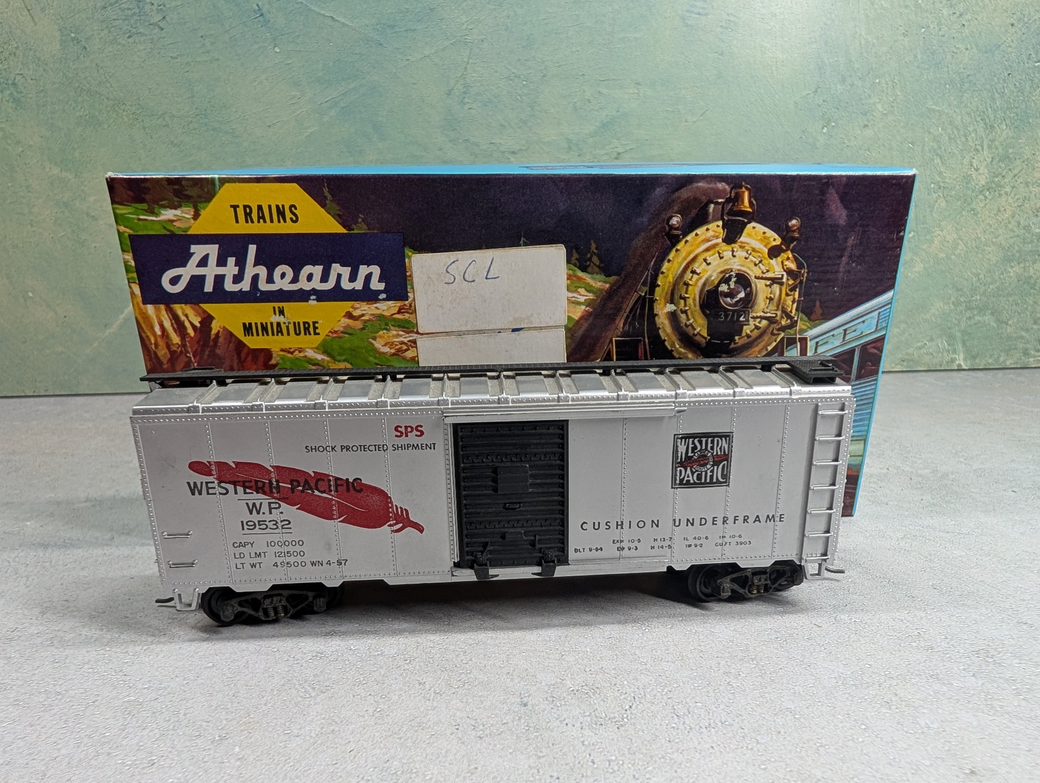 USED Athearn HO Scale 40' Box Car Western Pacific WP #19532 Knuckle Couplers