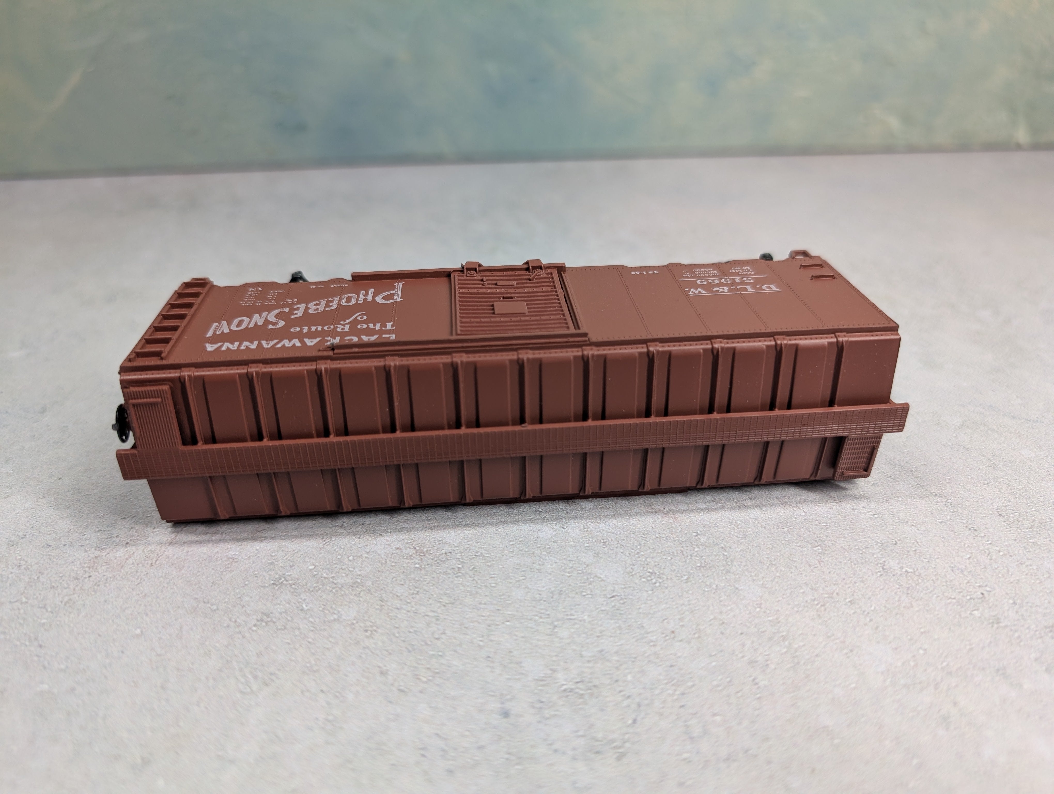 USED Athearn HO Scale 40' Box Car Lackawanna DL&W #51969