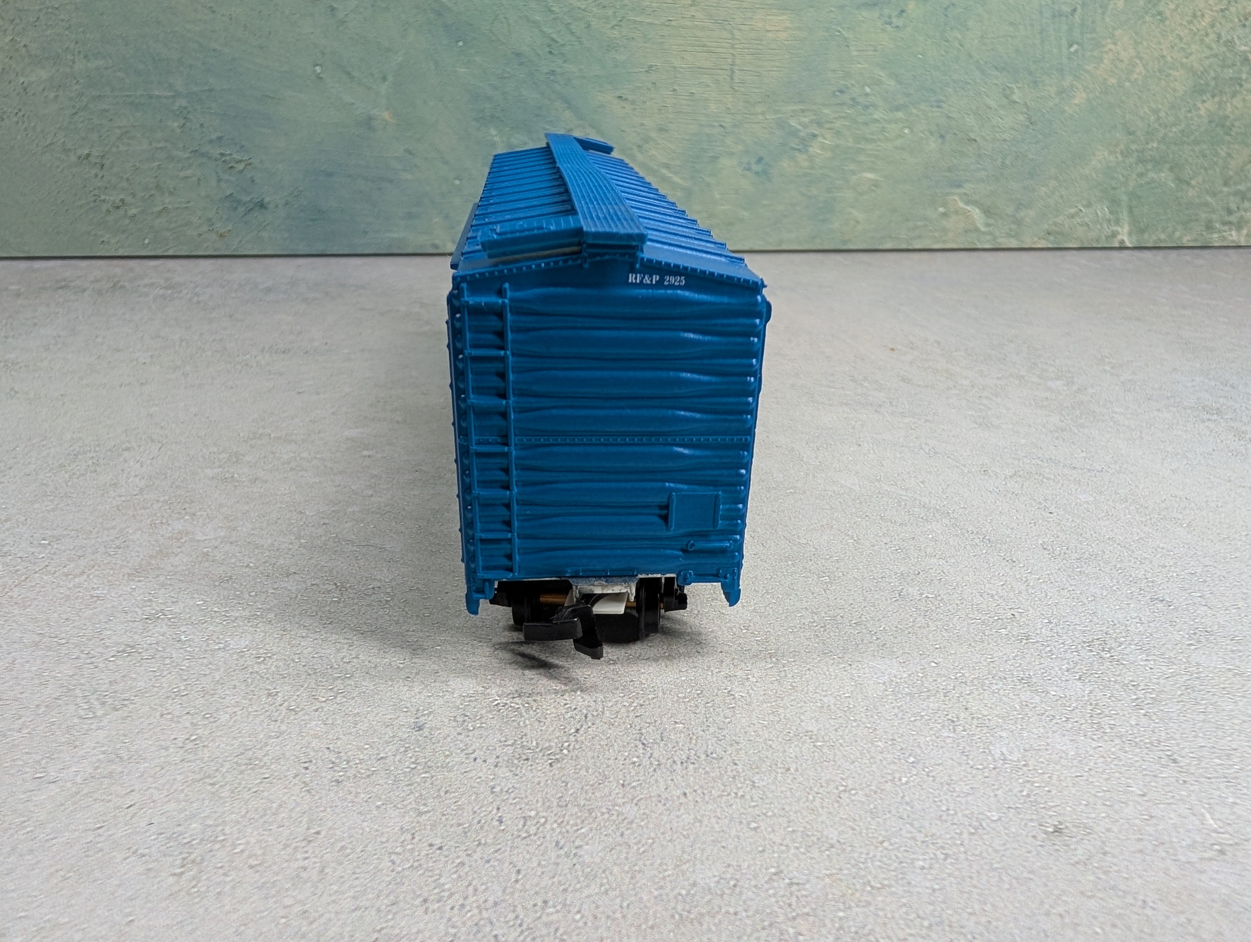 USED Roundhouse HO Scale 50' SD Box Car Richmond Fredericksburg & Potomac RF&P #2925