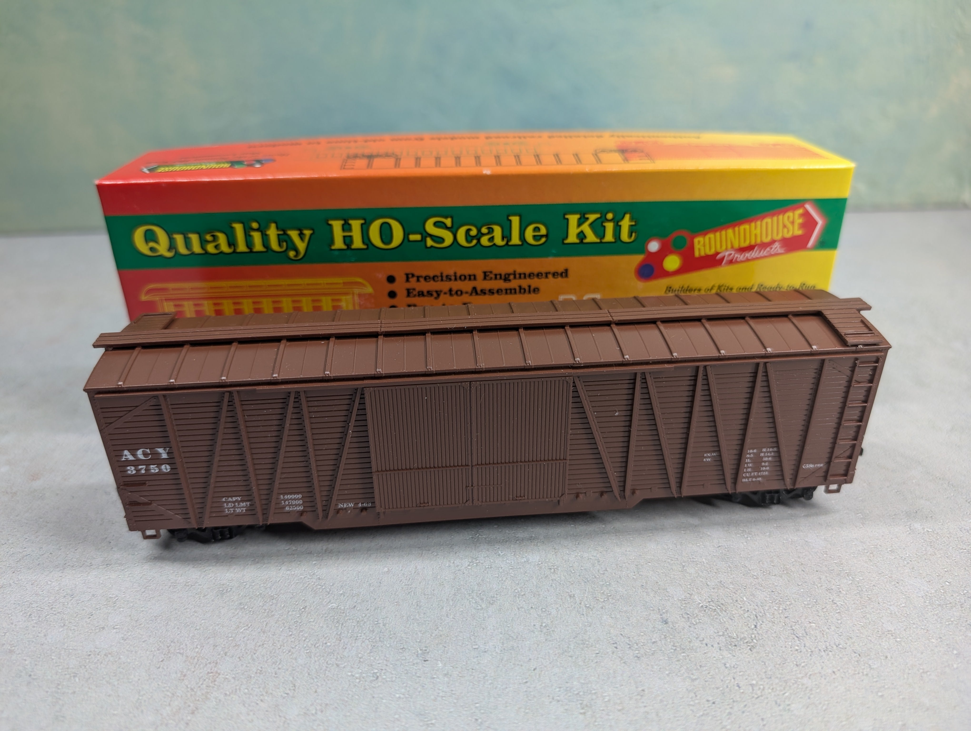 USED Roundhouse HO Scale 50' Single Sheath Box Car Akron Canton & Youngstown ACY #3750
