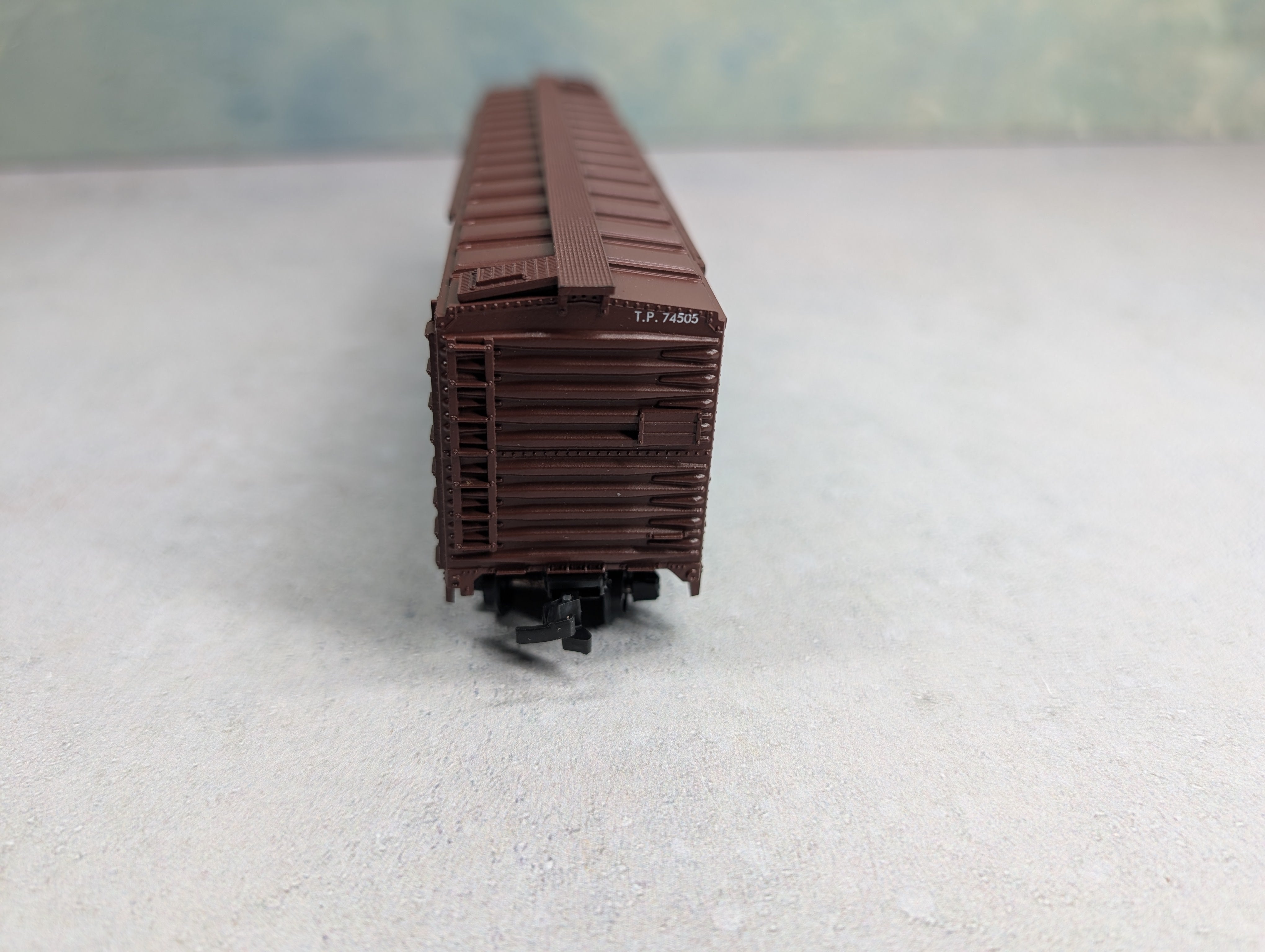 USED Athearn HO Scale 50' DD Box Car Texas and Pacific TP #74505 Rail Runner