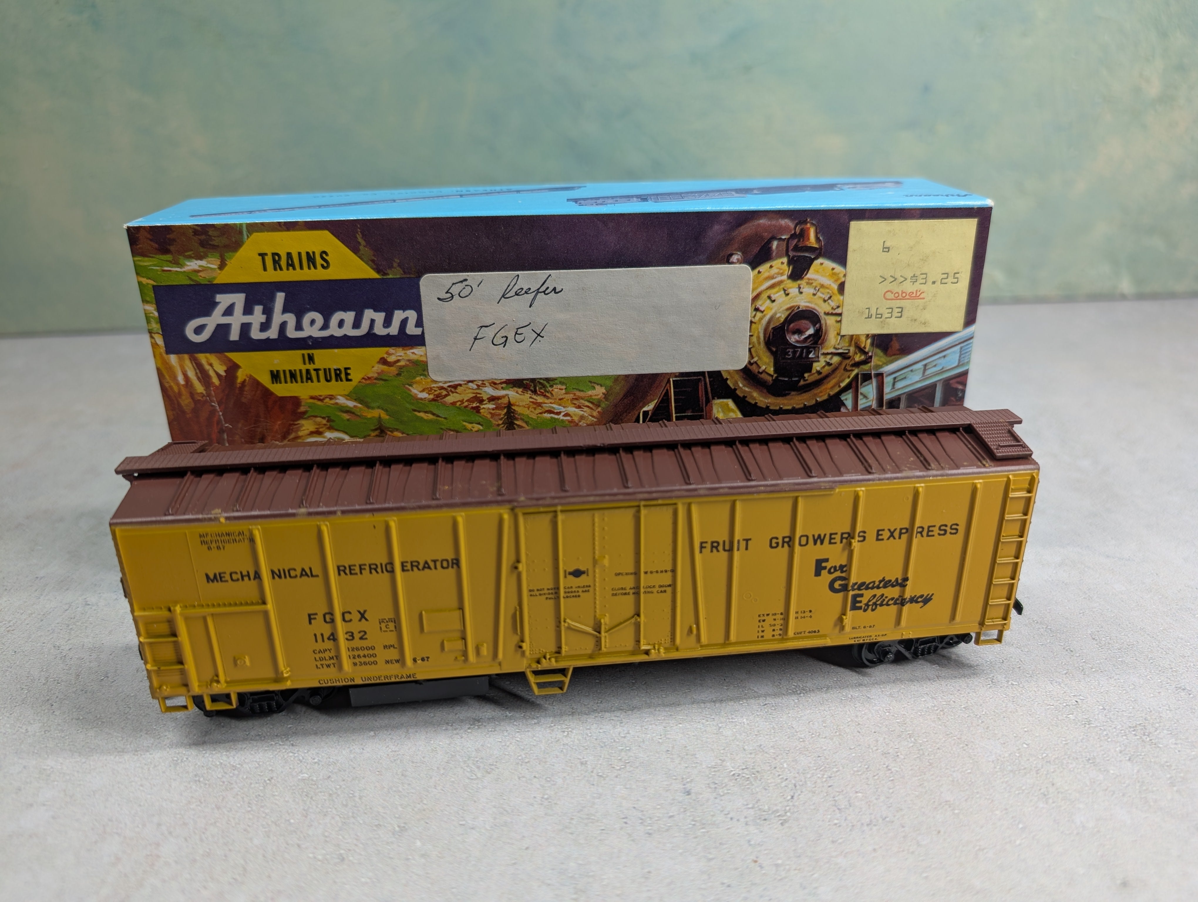 USED Athearn HO Scale 50' Mech Reefer Box Car Fruit Growers Express FGCX #11432
