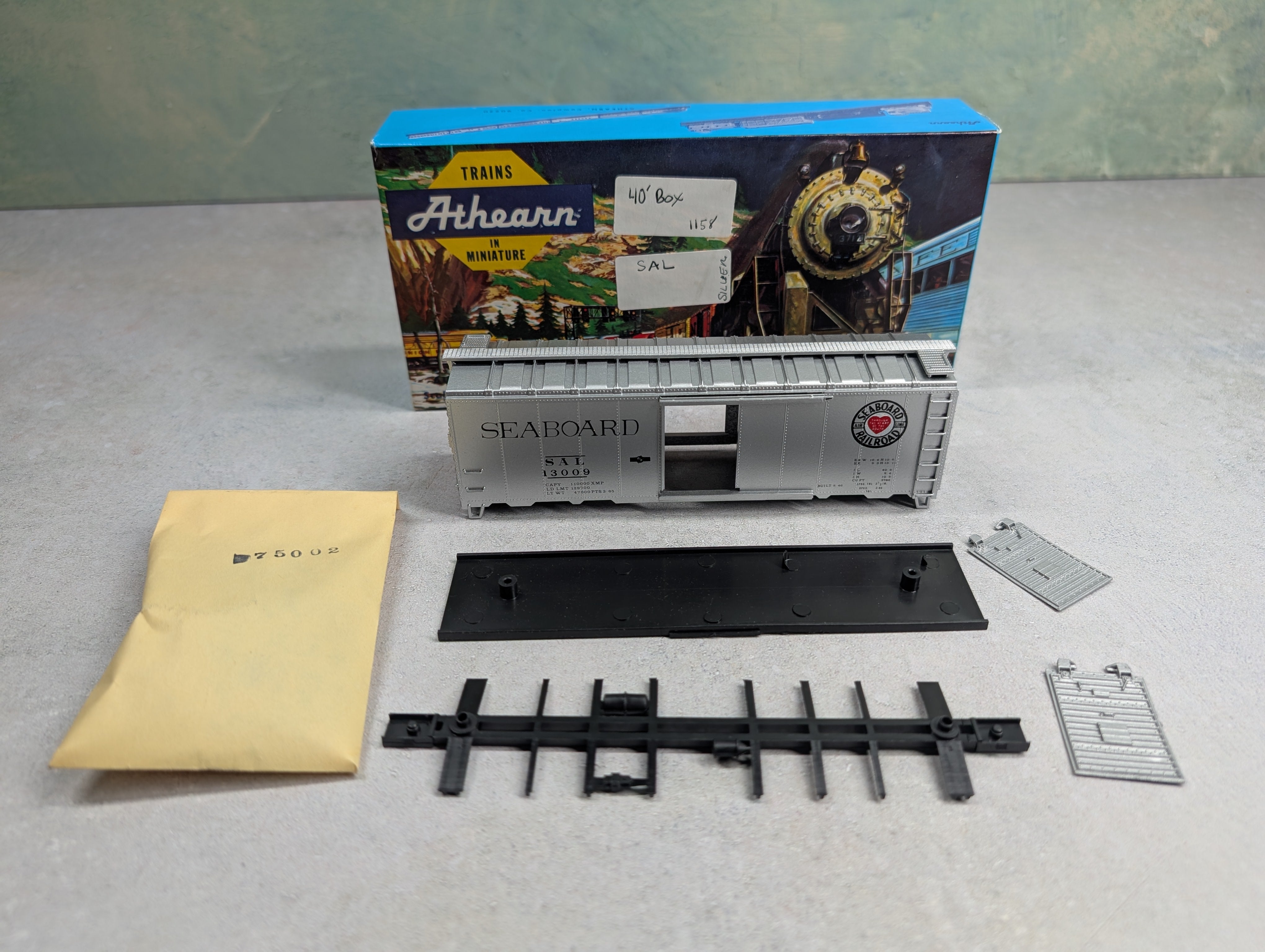 USED Athearn HO Scale 40' Steel Box Car Seaboard SAL #13009 Bev-Bel KIT