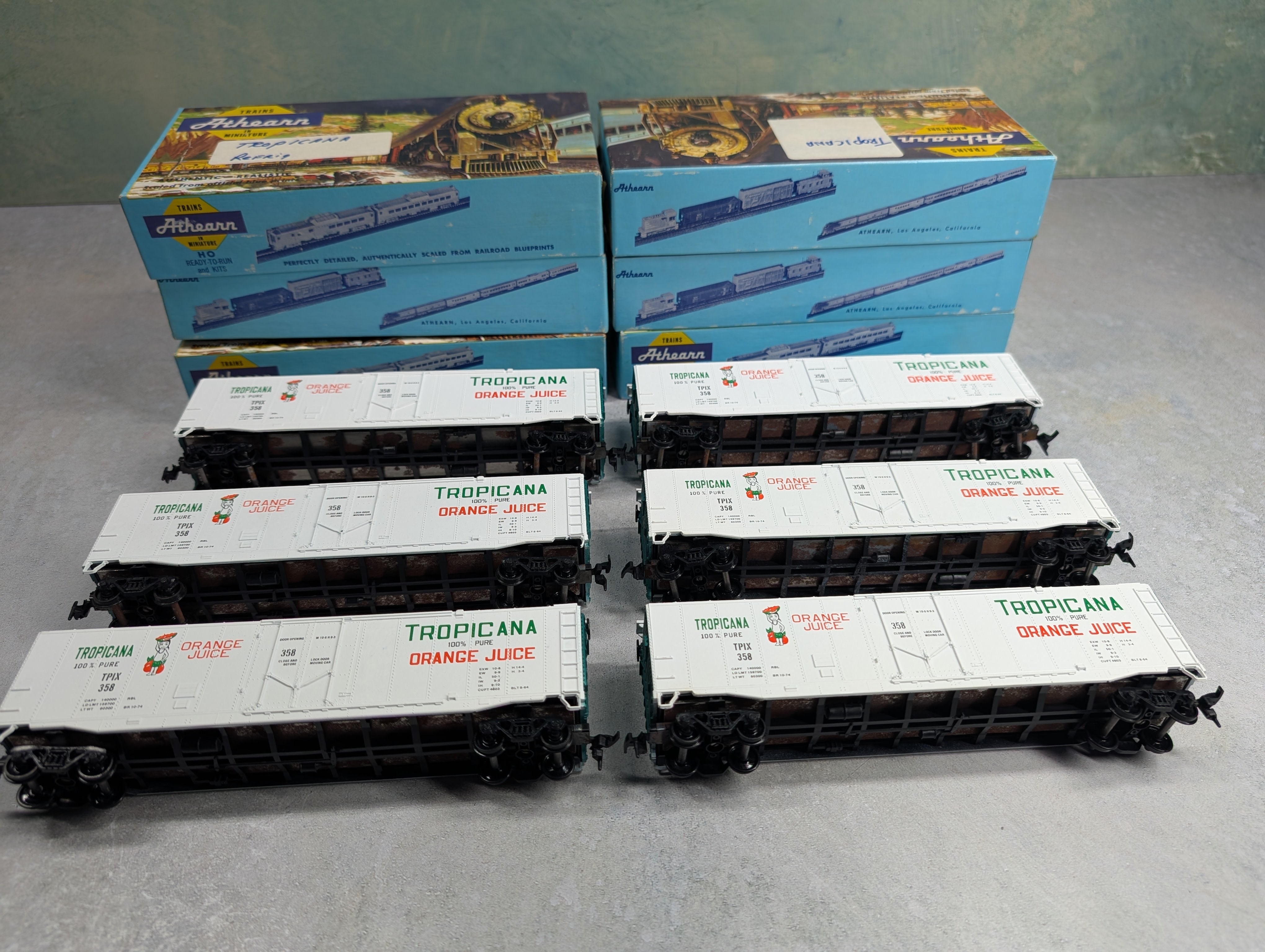 USED Athearn HO Scale 50' PD Box Car Tropicana TPIX #358 Bev-Bel (6 pcs)