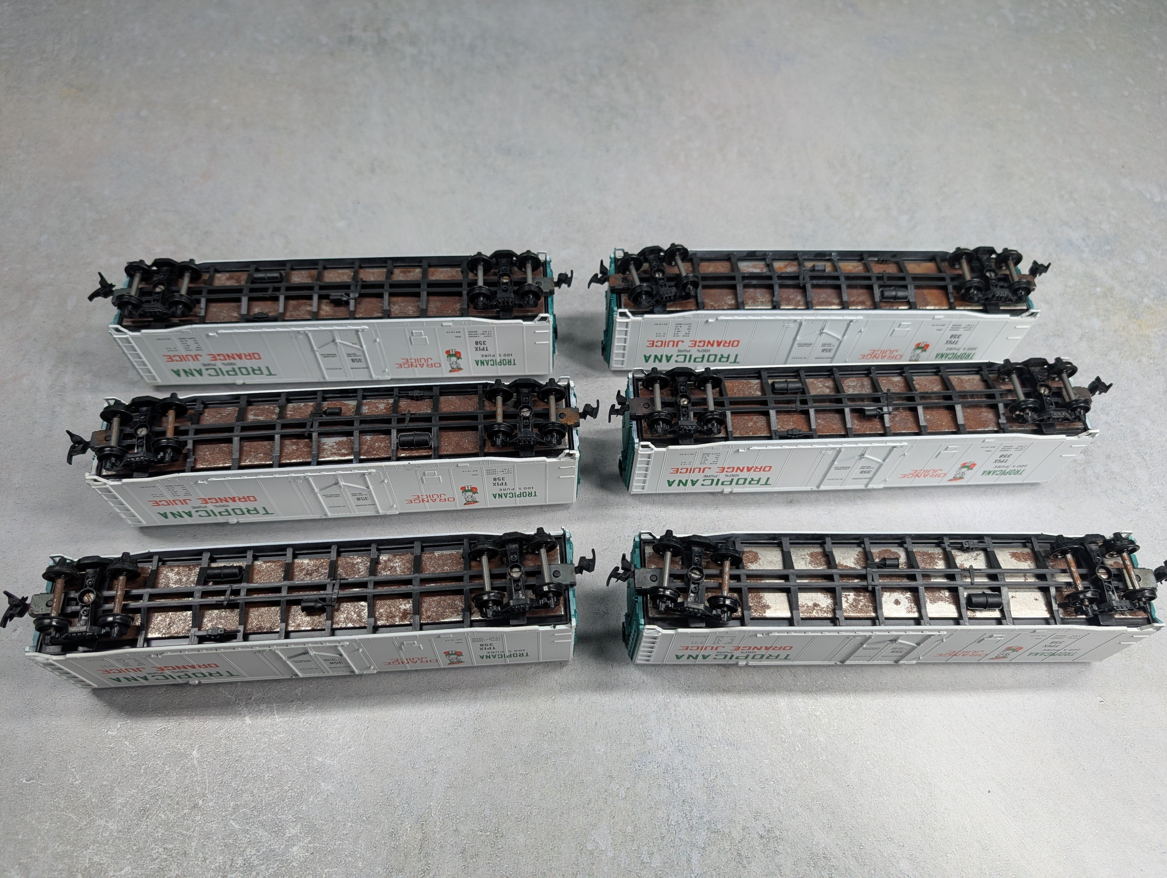 USED Athearn HO Scale 50' PD Box Car Tropicana TPIX #358 Bev-Bel (6 pcs)