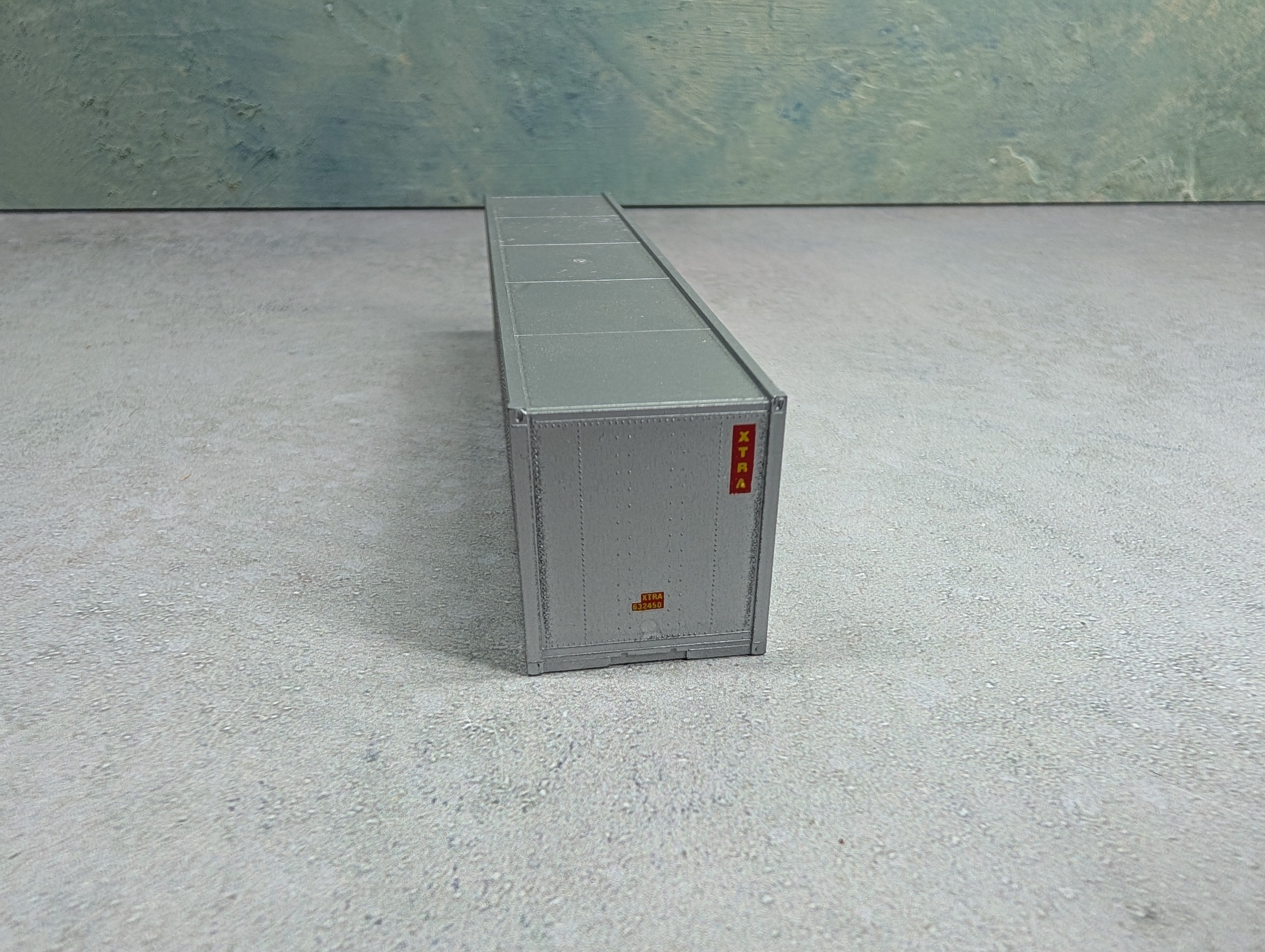 USED Athearn HO Scale 40' Container XTRA Intermodal