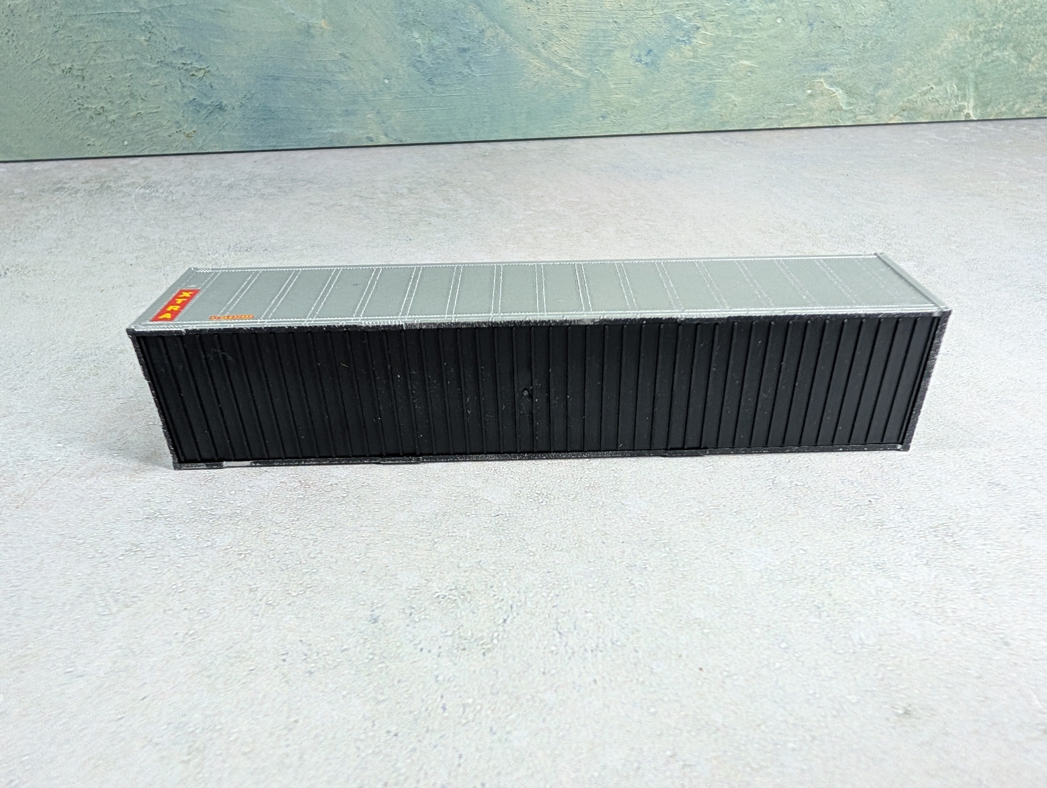 USED Athearn HO Scale 40' Container XTRA Intermodal