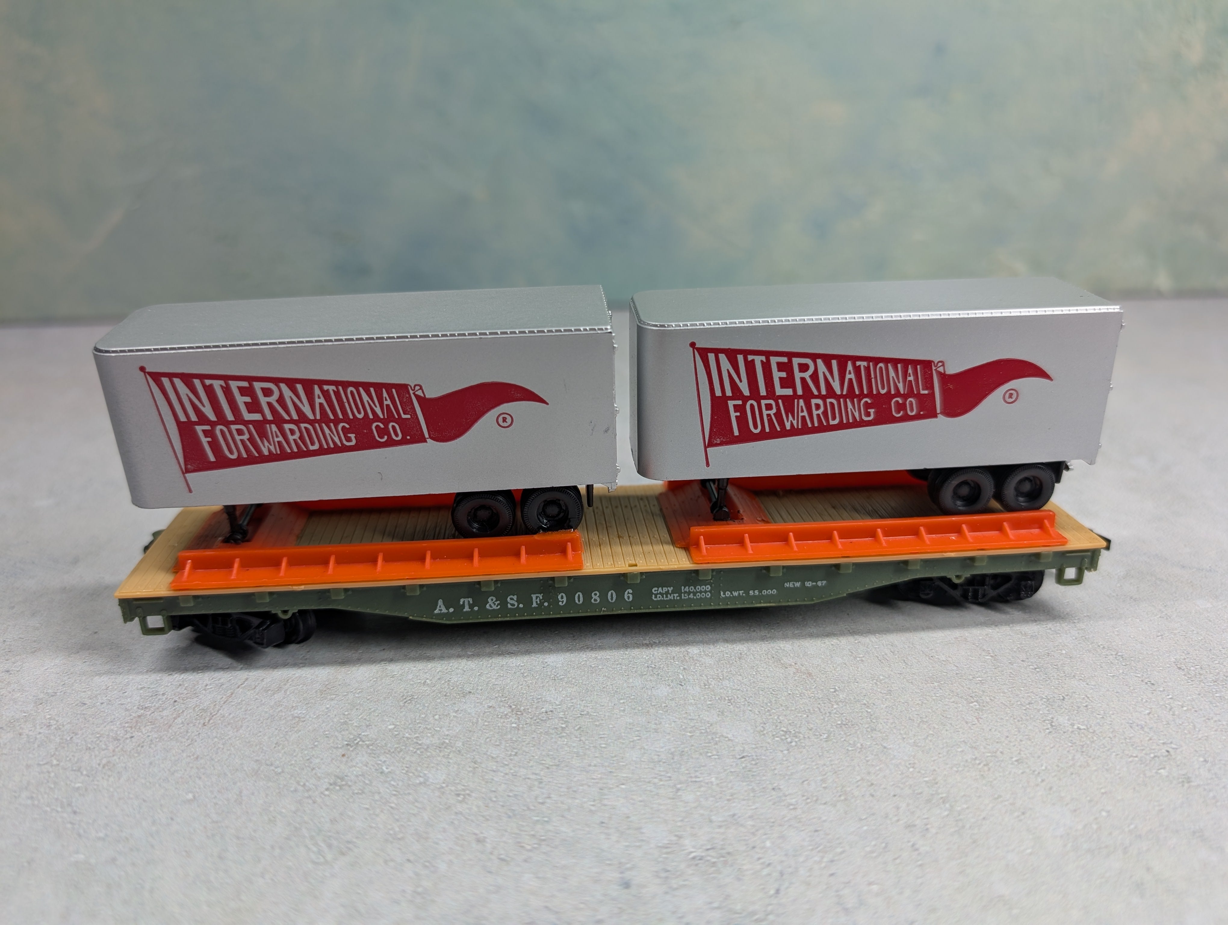 USED Tyco HO Scale 50' Trailer Santa Fe ATSF #90806 w/ 2 International Trailers