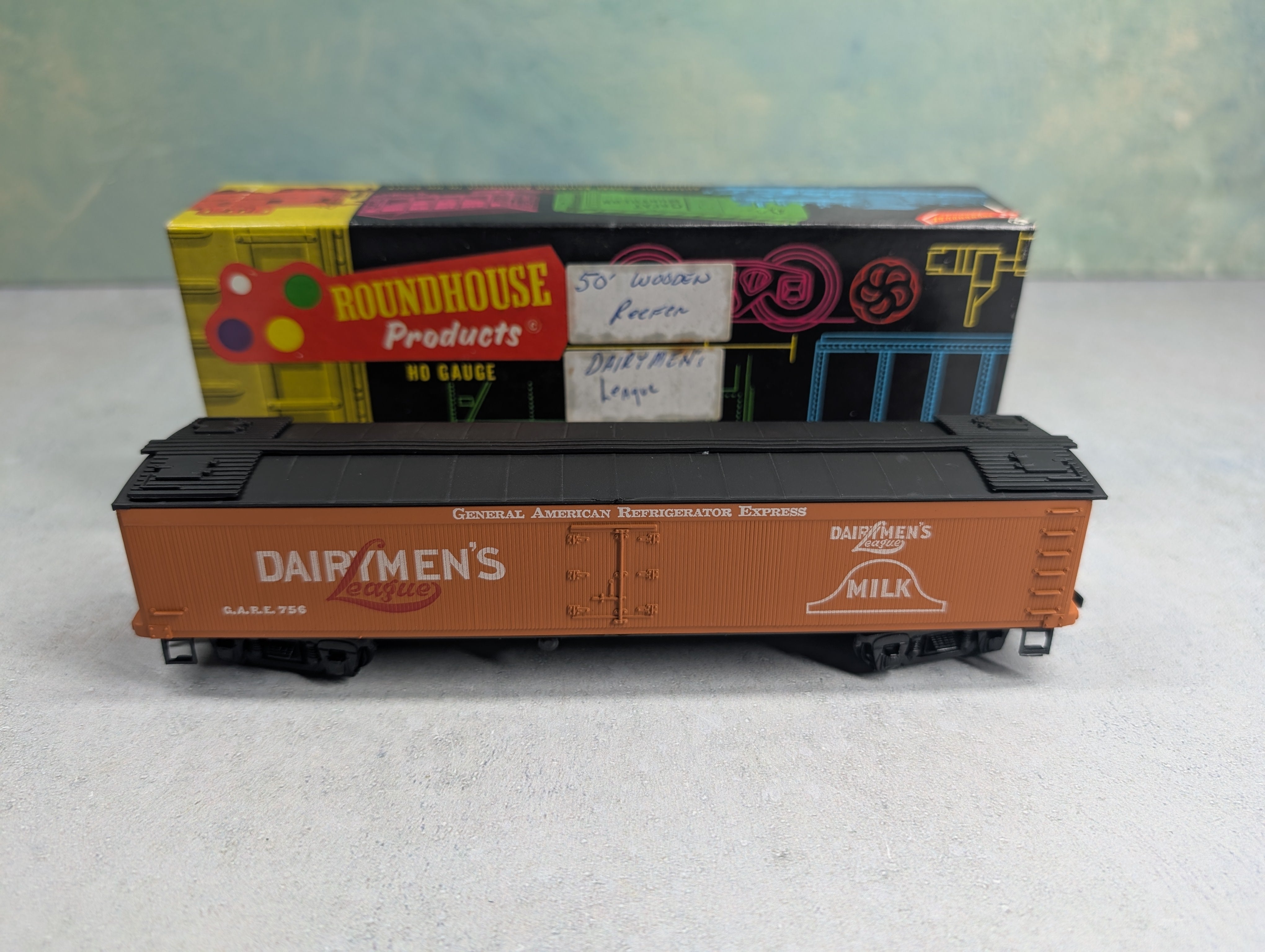 USED Roundhouse HO Scale Express Reefer Dairymen's League GARE #756