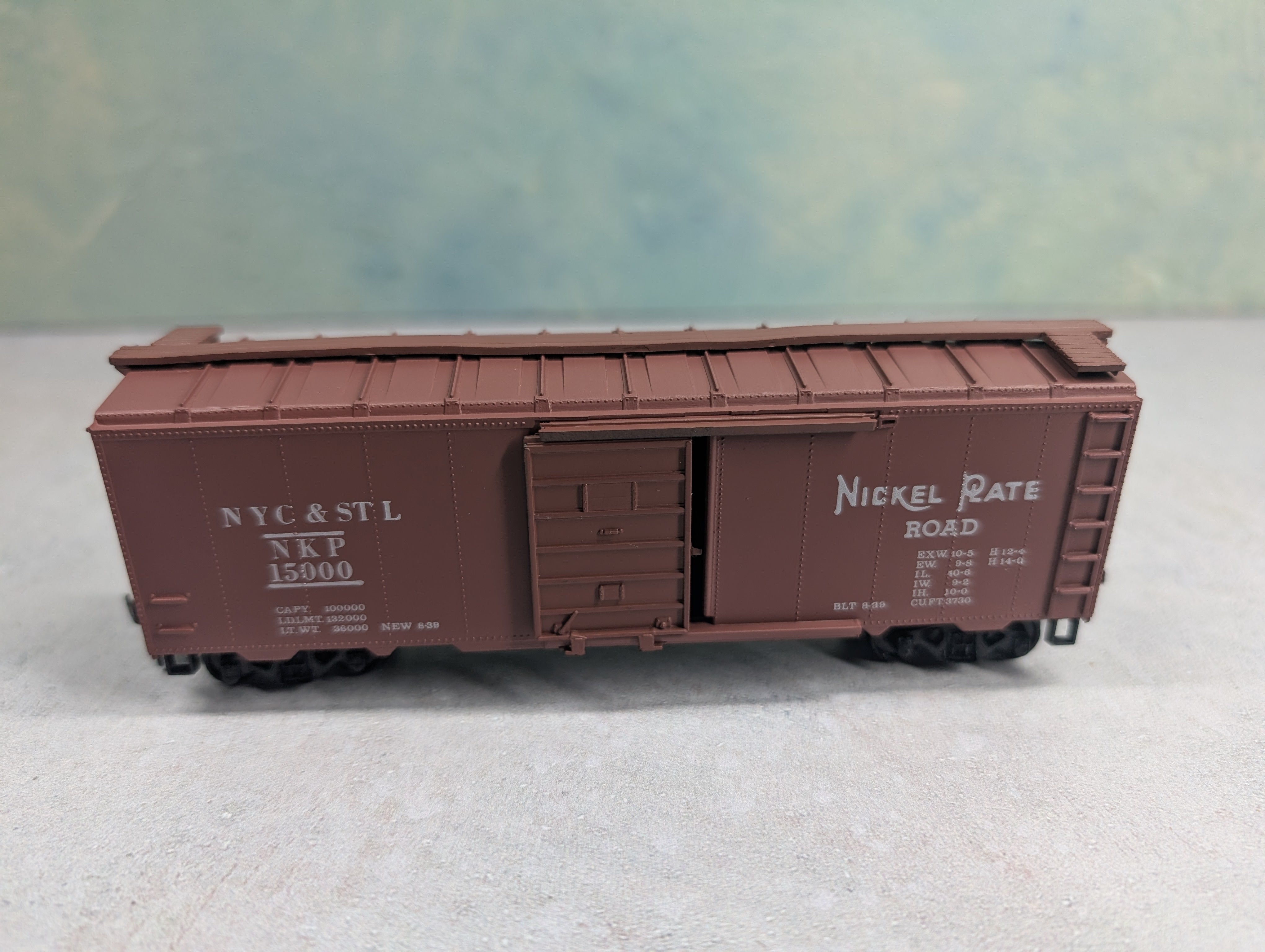 USED Roundhouse HO Scale 40' Box Car Nickel Plate Road NYC&STL NKP #15000