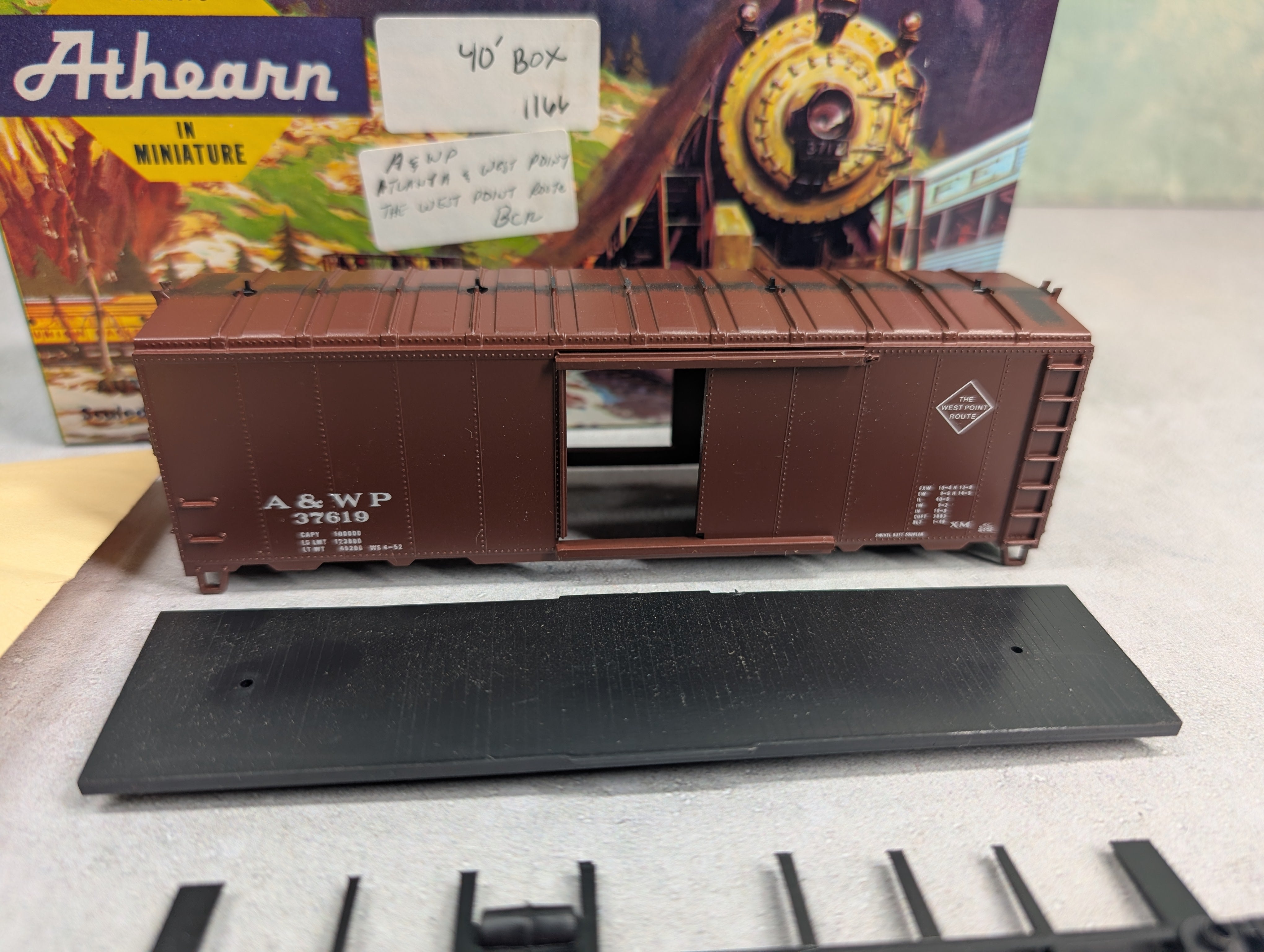 USED Athearn HO Scale 40' Box Car Atlanta and West Point A&WP #37619 Bev-Bel KIT