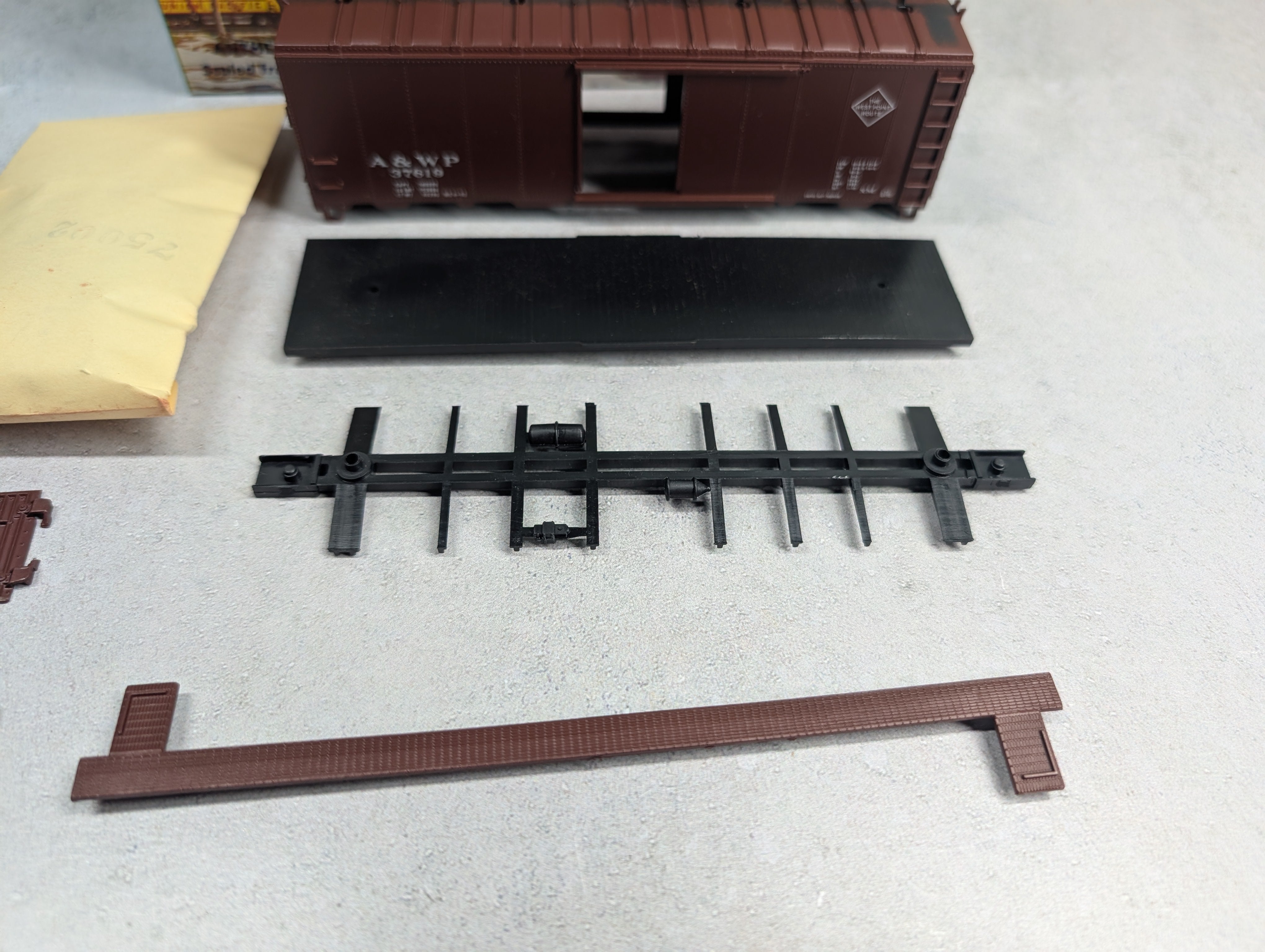 USED Athearn HO Scale 40' Box Car Atlanta and West Point A&WP #37619 Bev-Bel KIT