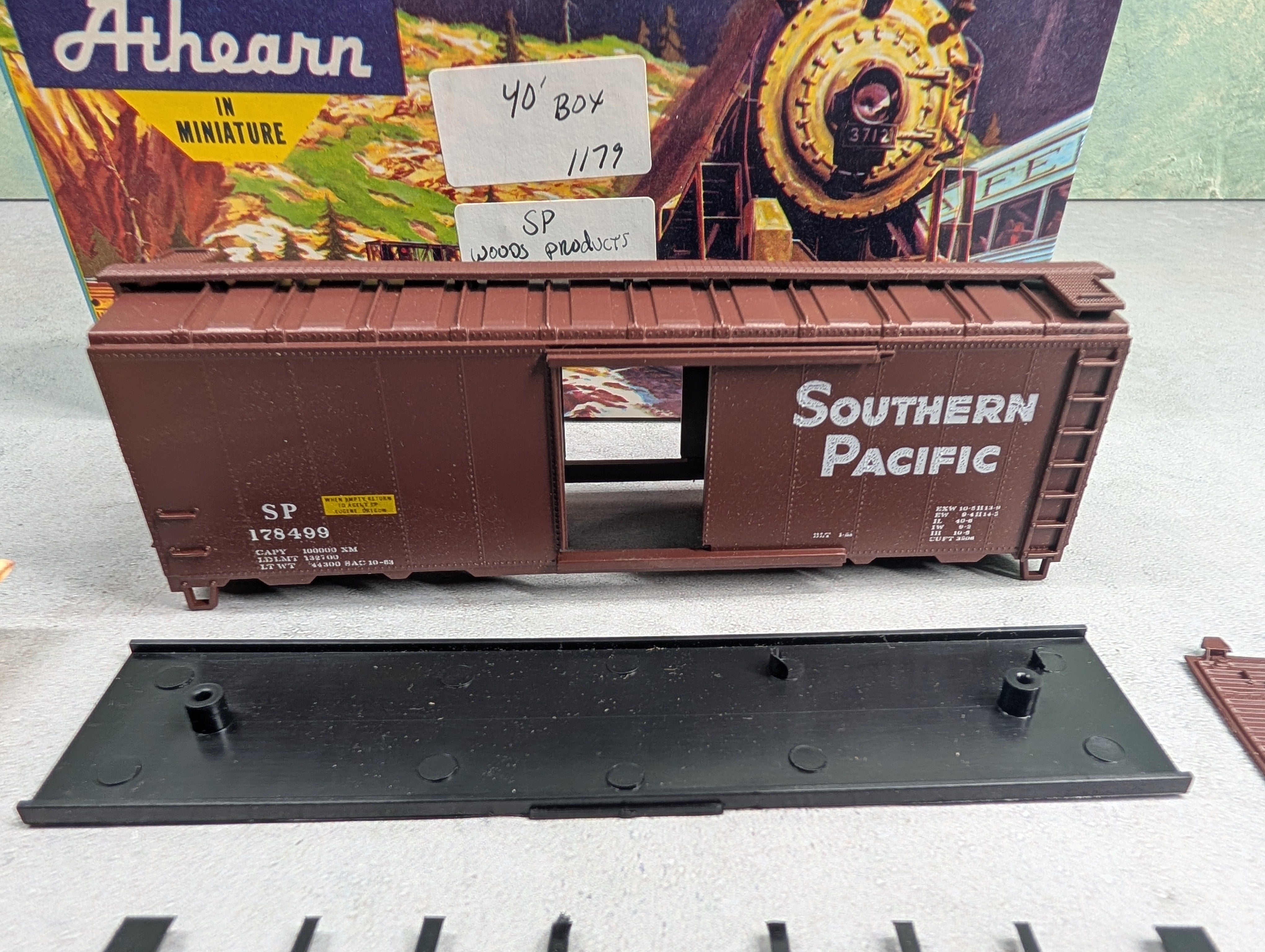 USED Athearn HO Scale 40' Box Car Southern Pacific SP #178499 Bev-Bel KIT