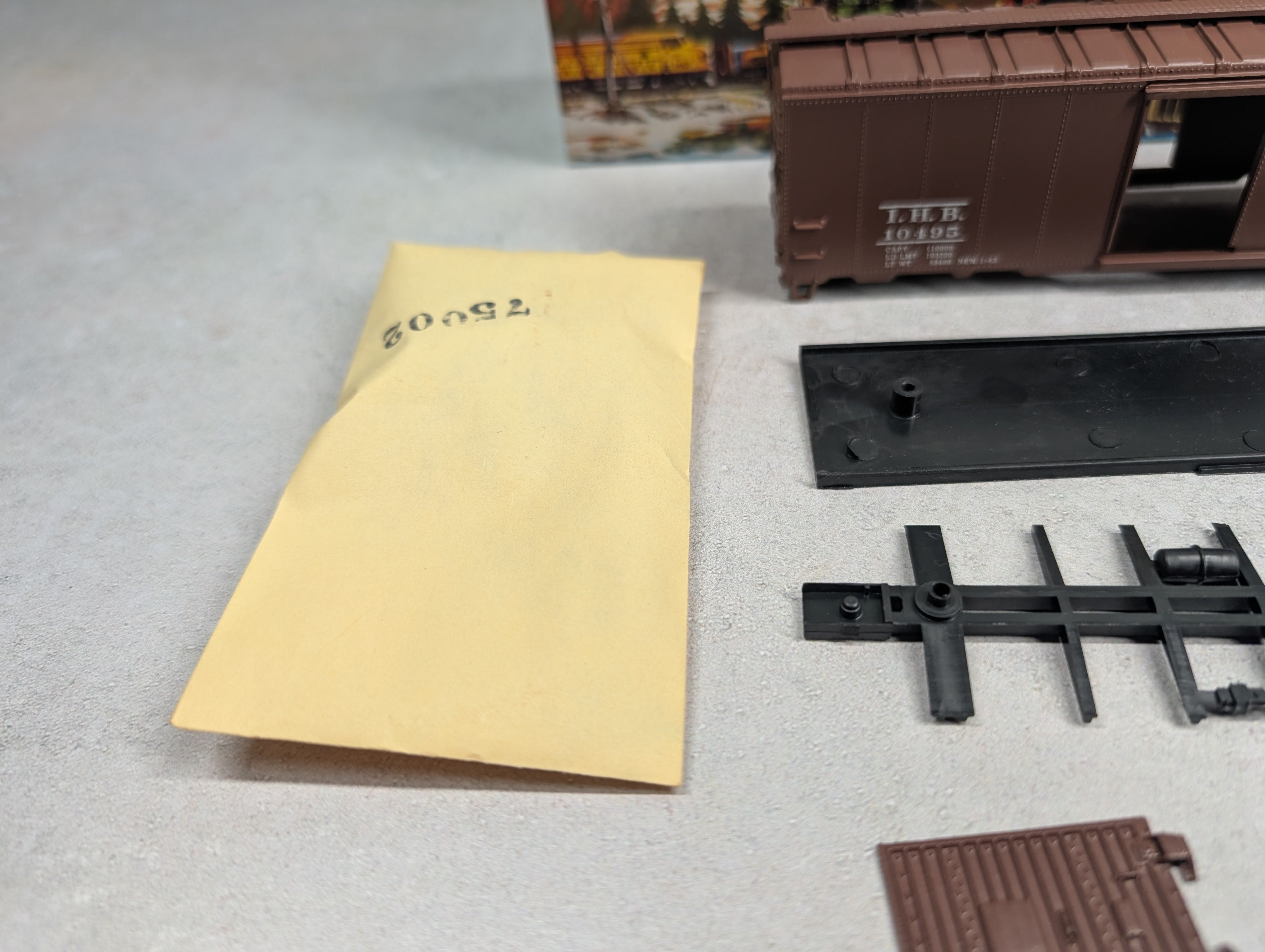 USED Athearn HO Scale 40' Box Car Indiana Harbor Belt Railroad IHB #10495 Bev-Bel KIT