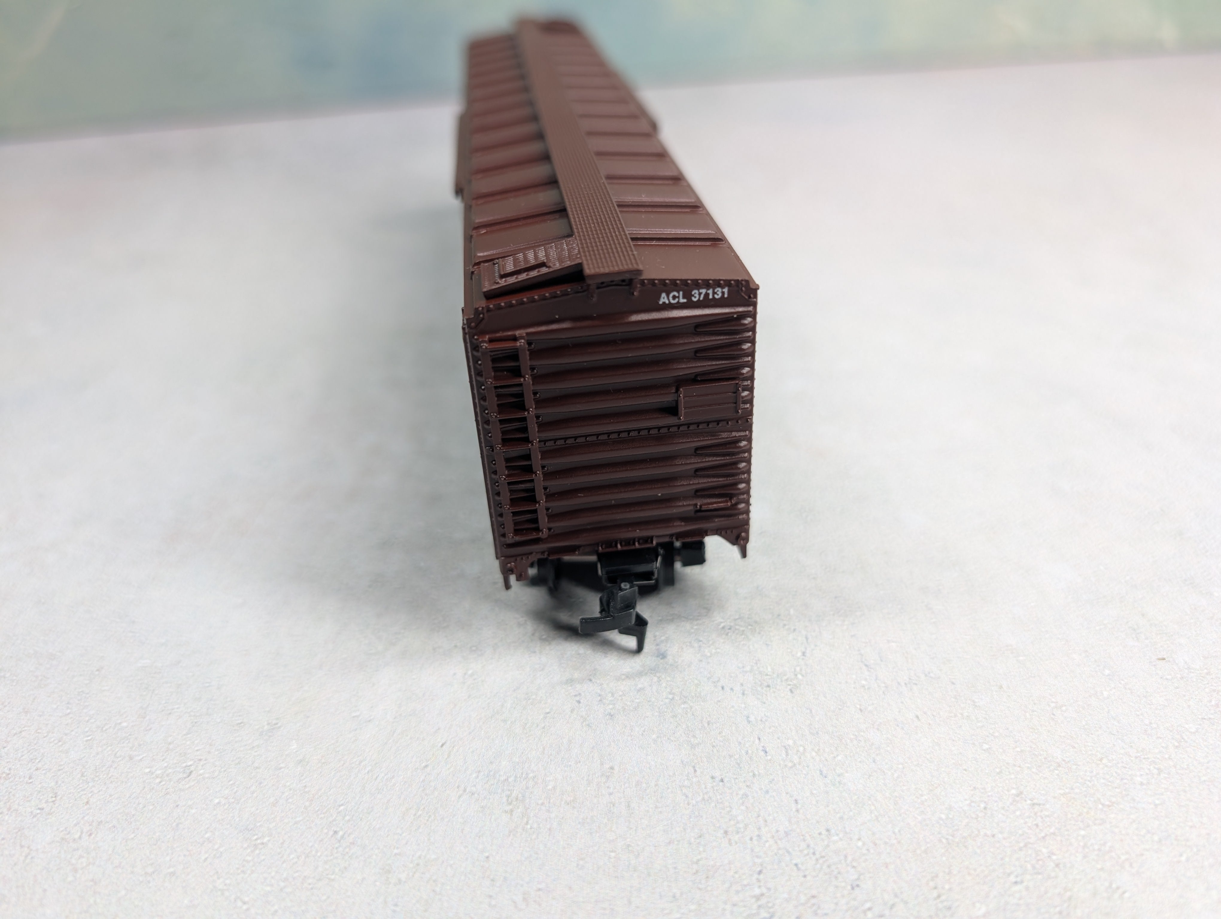 USED Athearn HO Scale 50' SD Box Car Atlantic Coast Line ACL #37131 Rail Runner