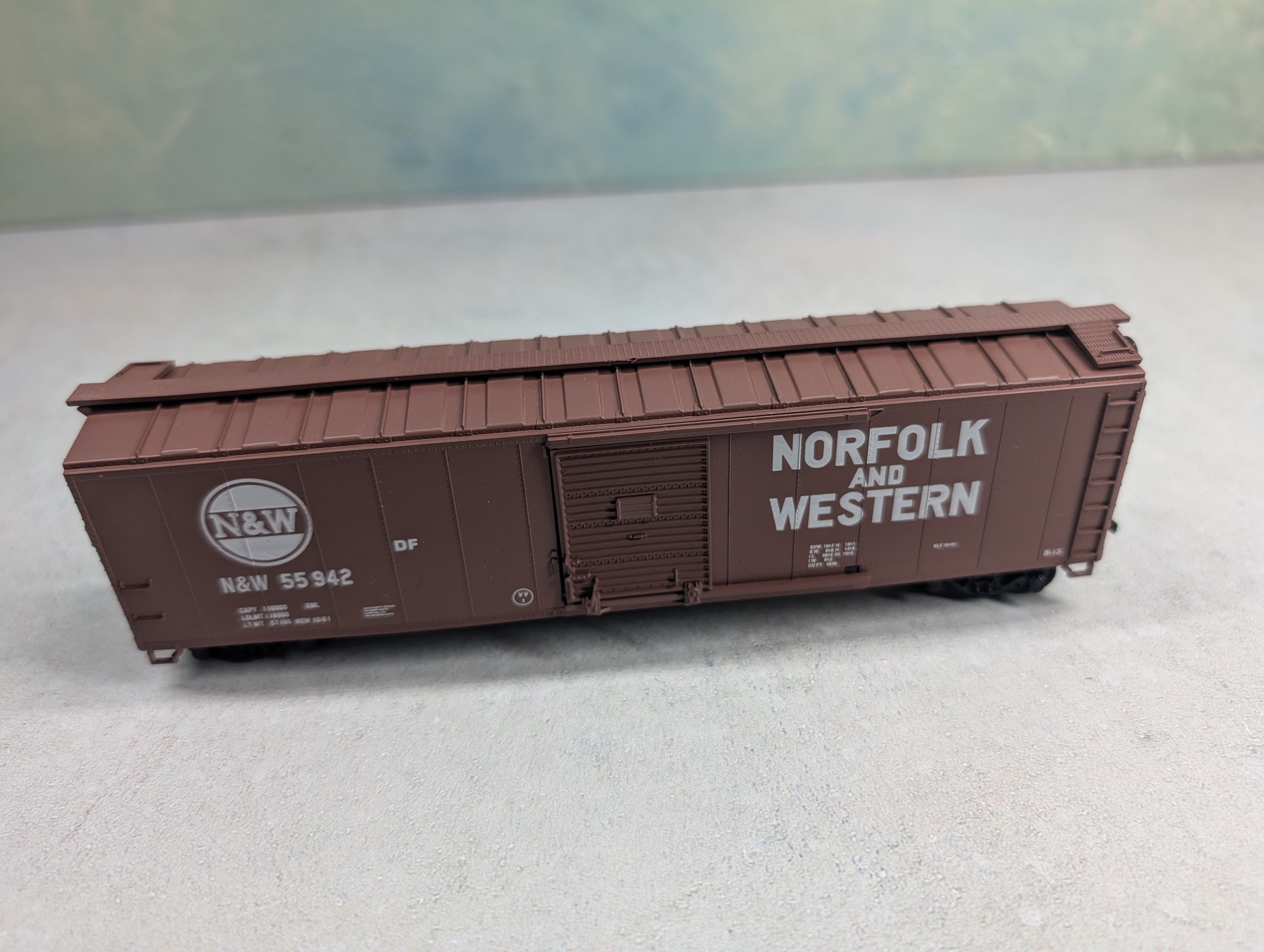 USED Athearn HO Scale 50' SD Box Car Norfolk & Western N&W #55942 Rail Runner