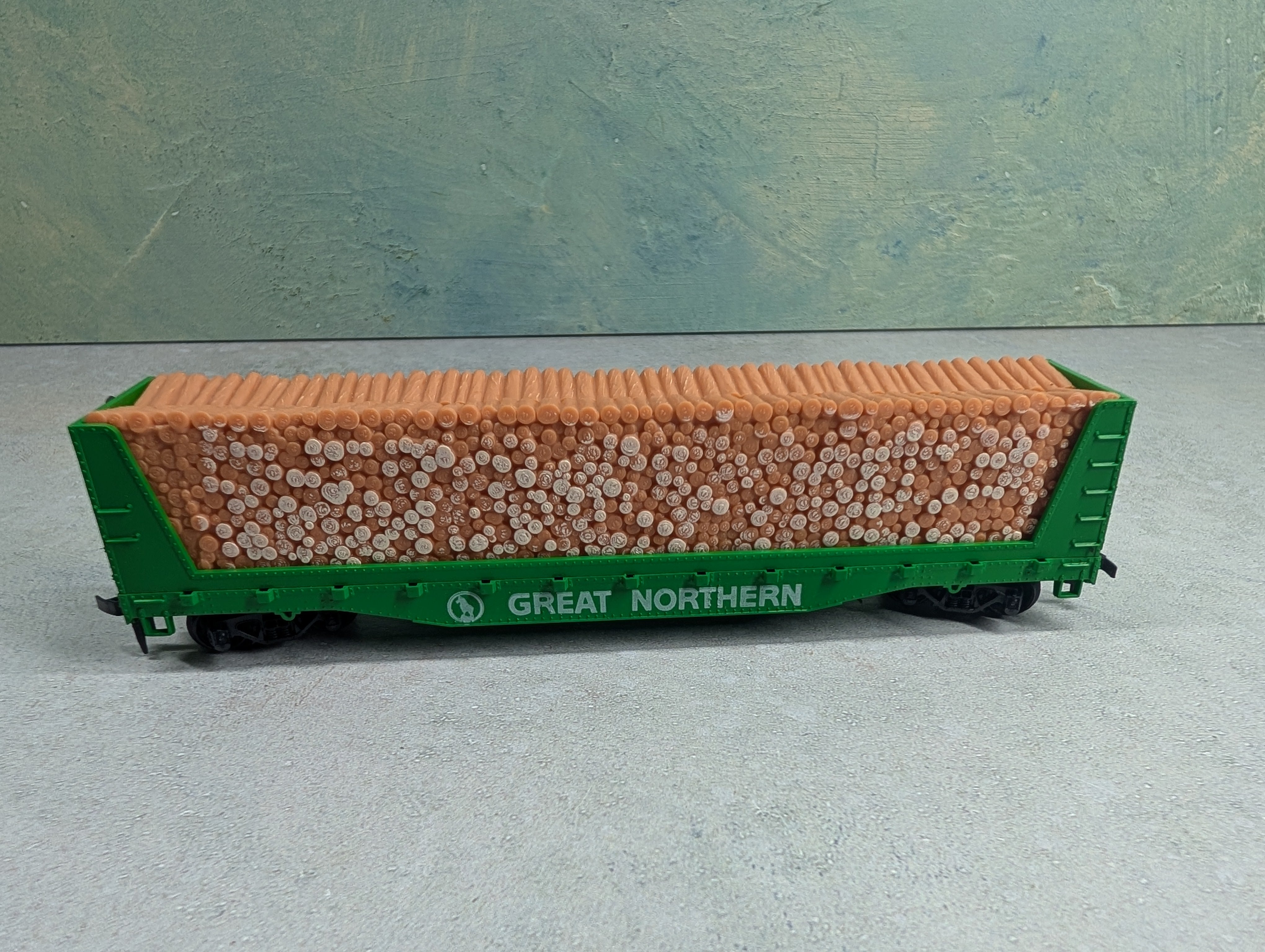 USED Tyco HO Scale Pulpwood Flat Car Great Northern