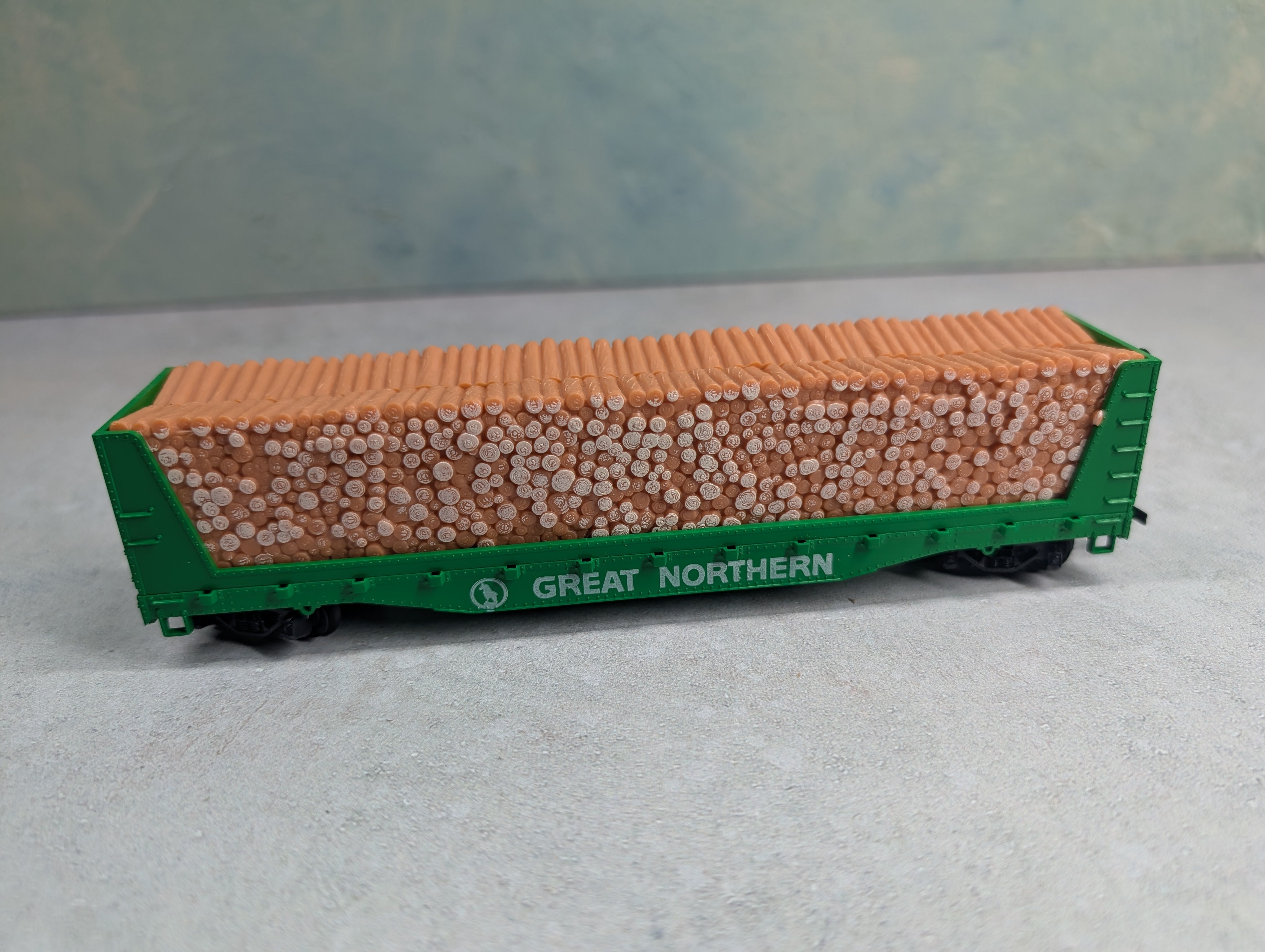 USED Tyco HO Scale Pulpwood Flat Car Great Northern