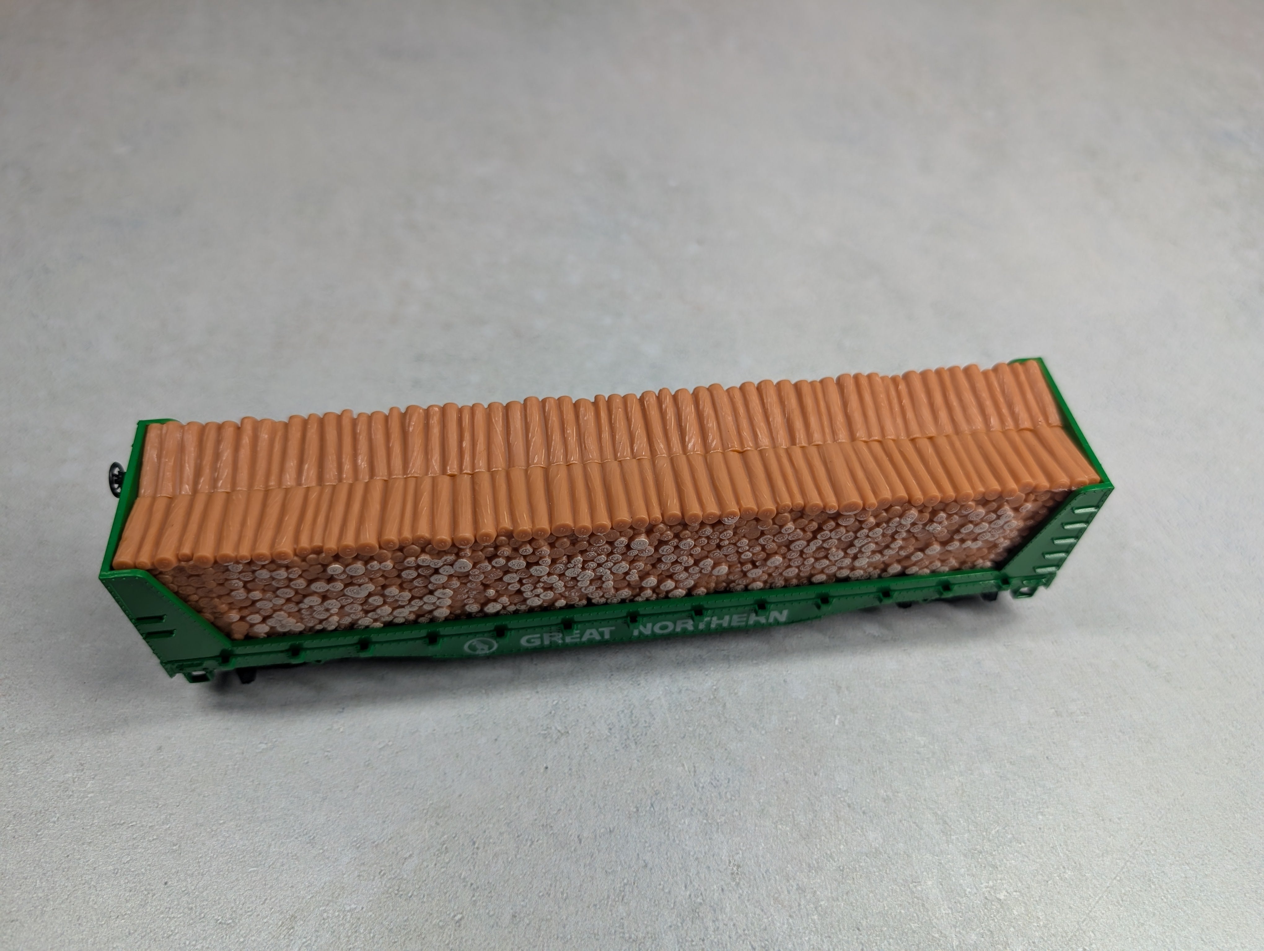 USED Tyco HO Scale Pulpwood Flat Car Great Northern