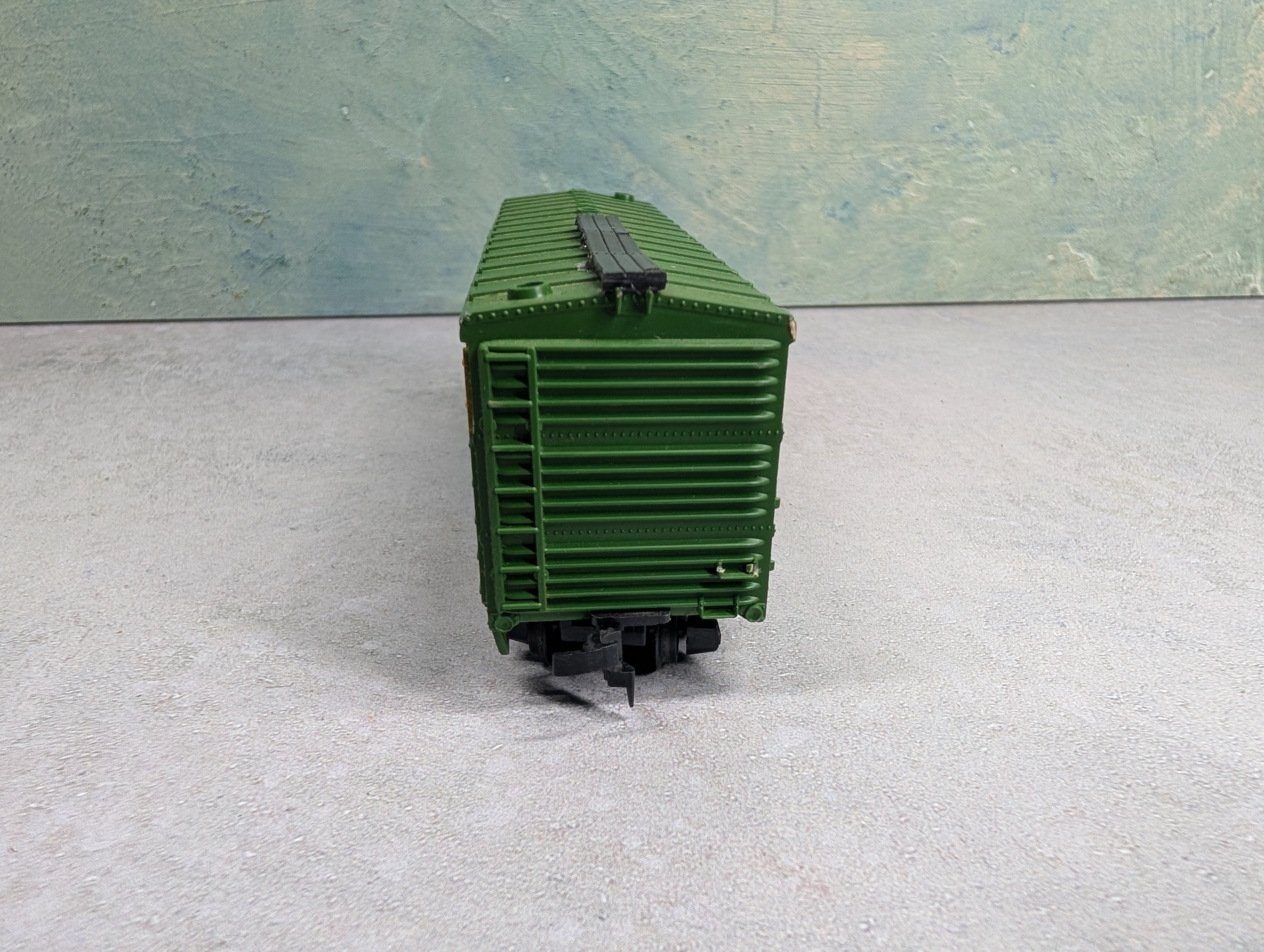 USED HO Scale 40' Stock Car Chicago & North Western CNW #14373