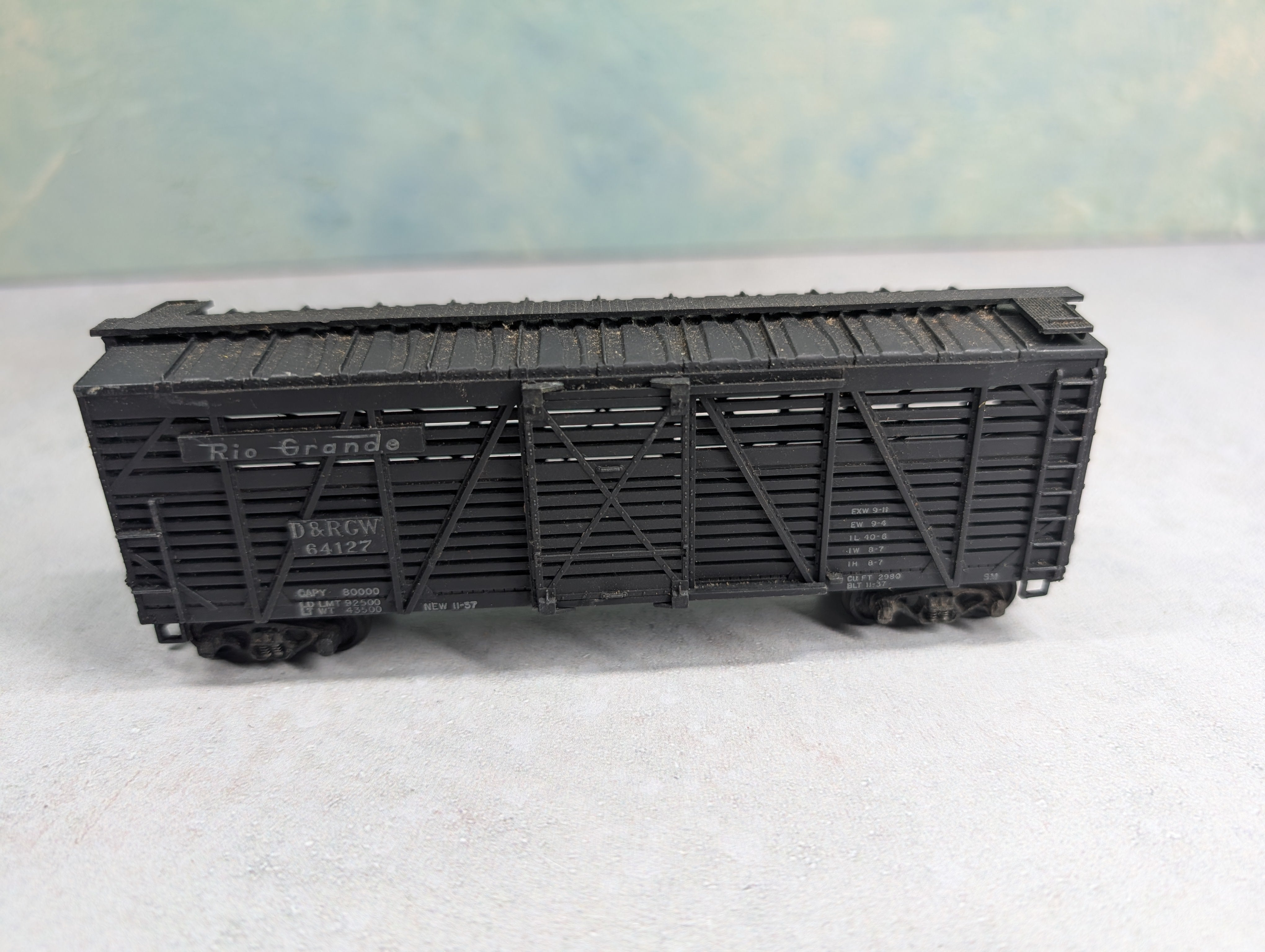 USED Athearn HO Scale 40' Stock Car Rio Grande D&RGW #64127