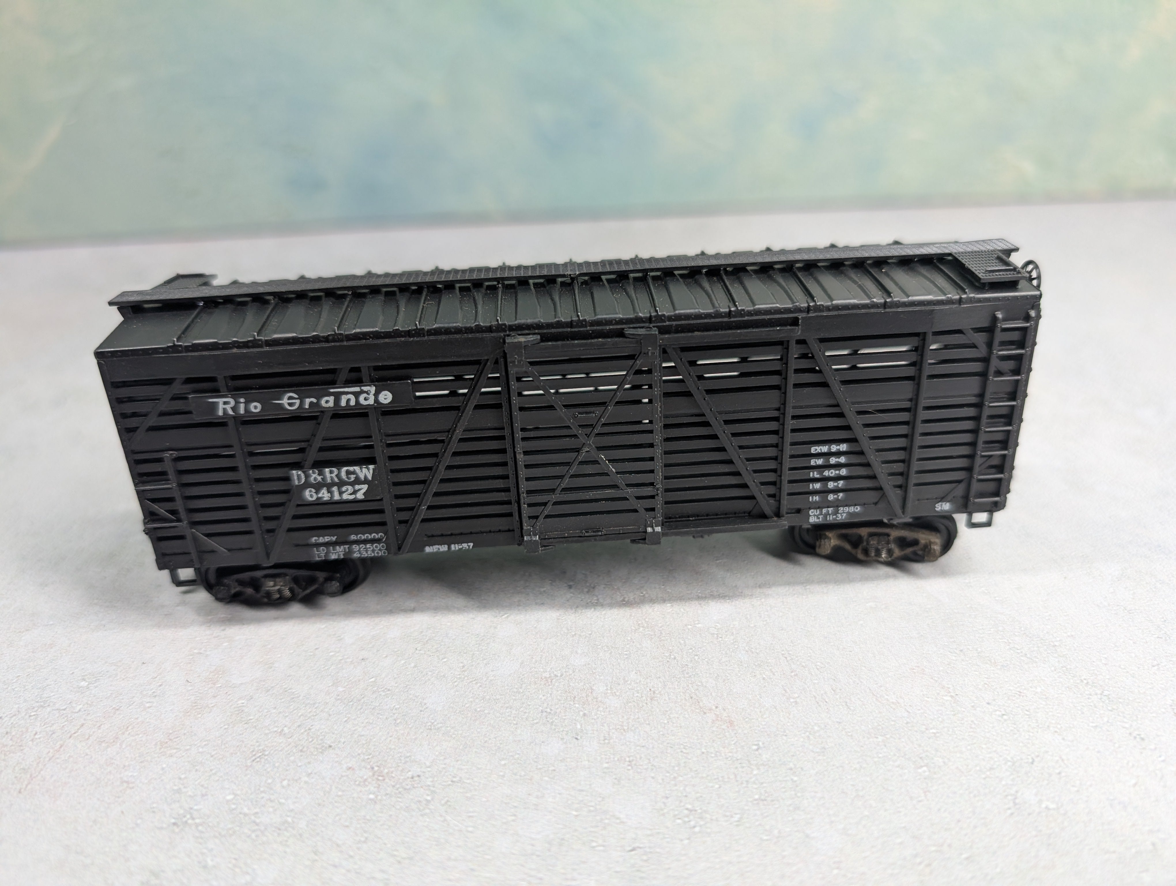 USED HO Scale 40' Stock Car Rio Grande D&RGW #64127