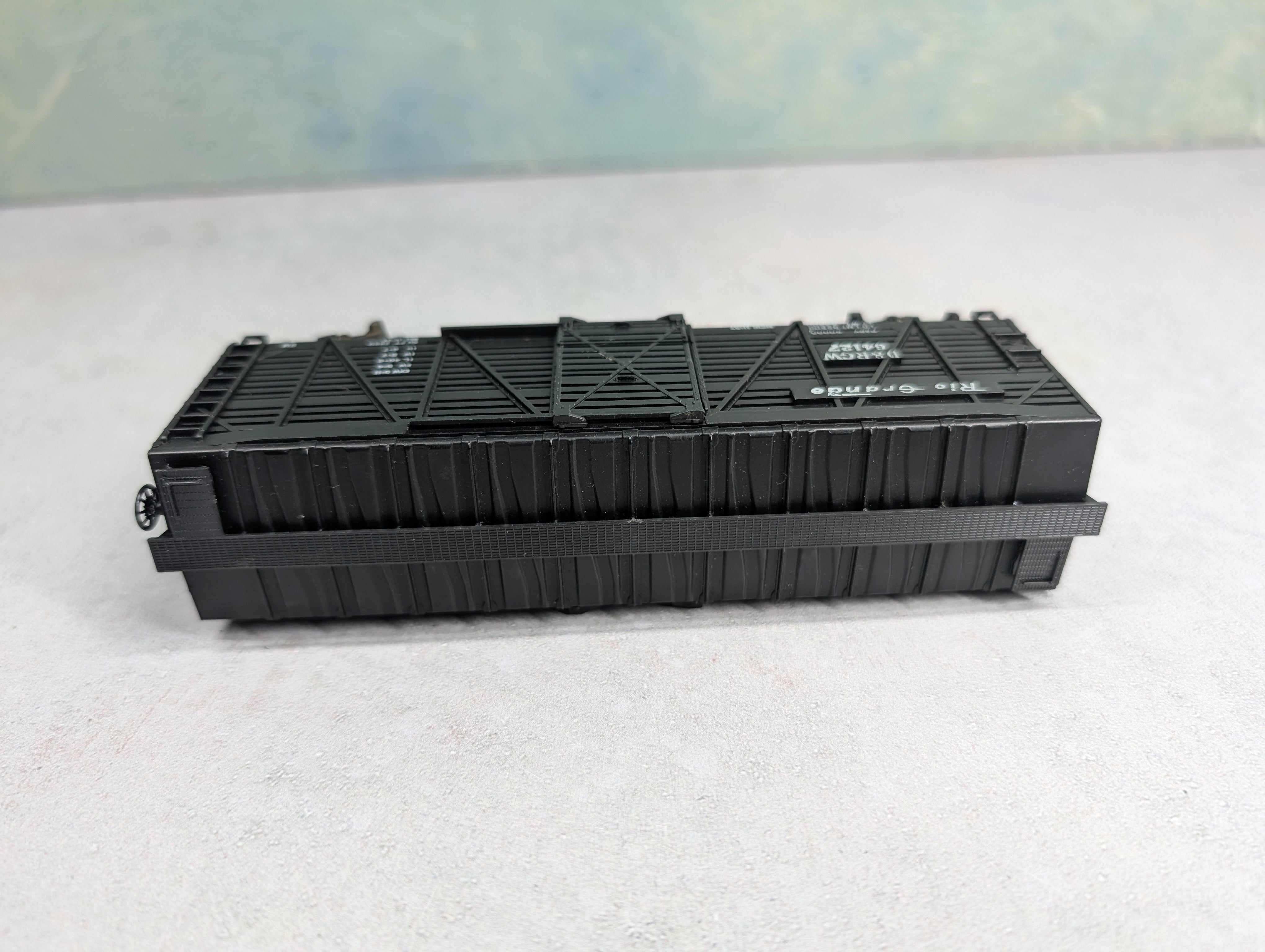 USED HO Scale 40' Stock Car Rio Grande D&RGW #64127