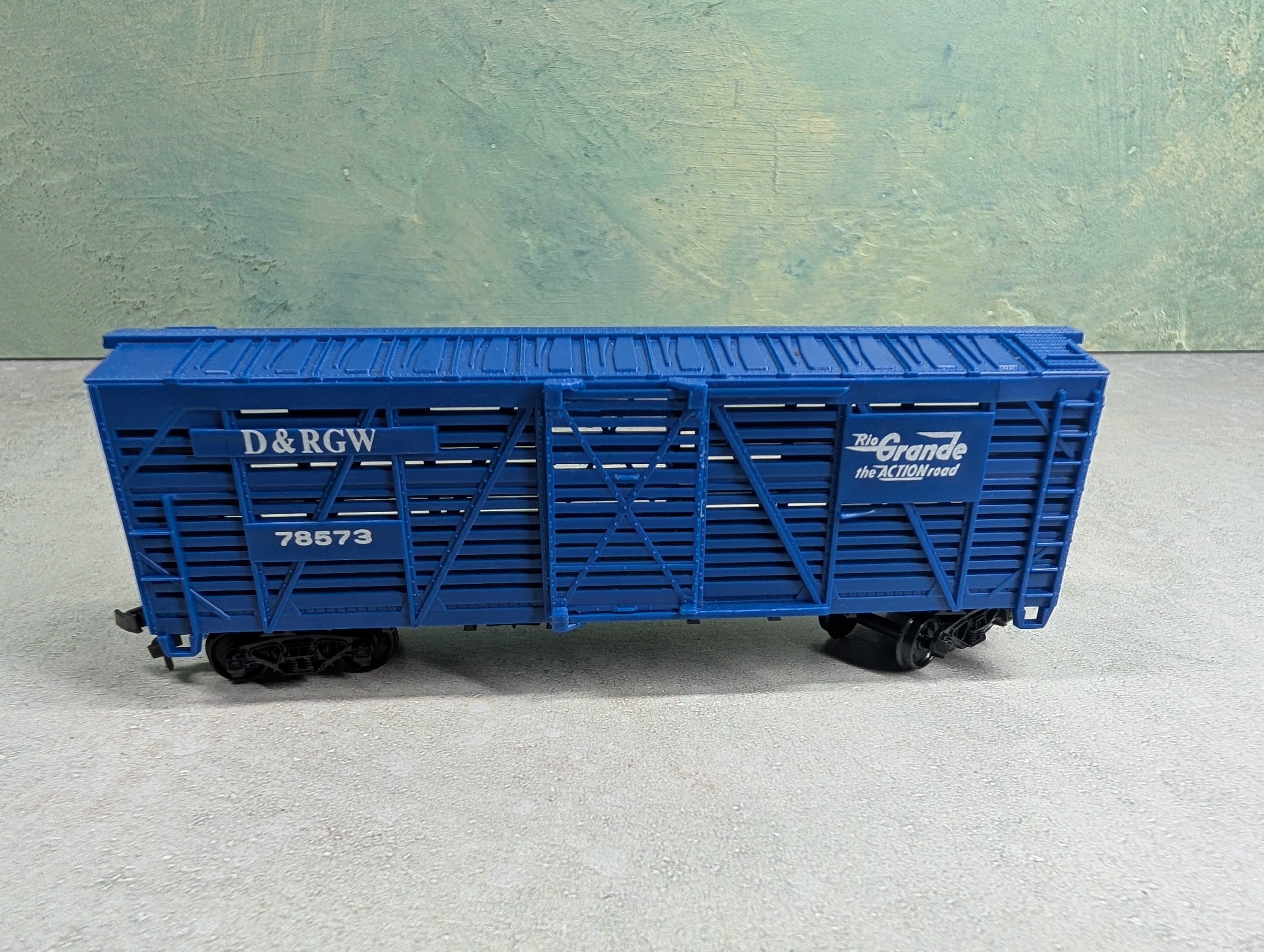 USED HO Scale 40' Stock Car Rio Grande D&RGW #78573
