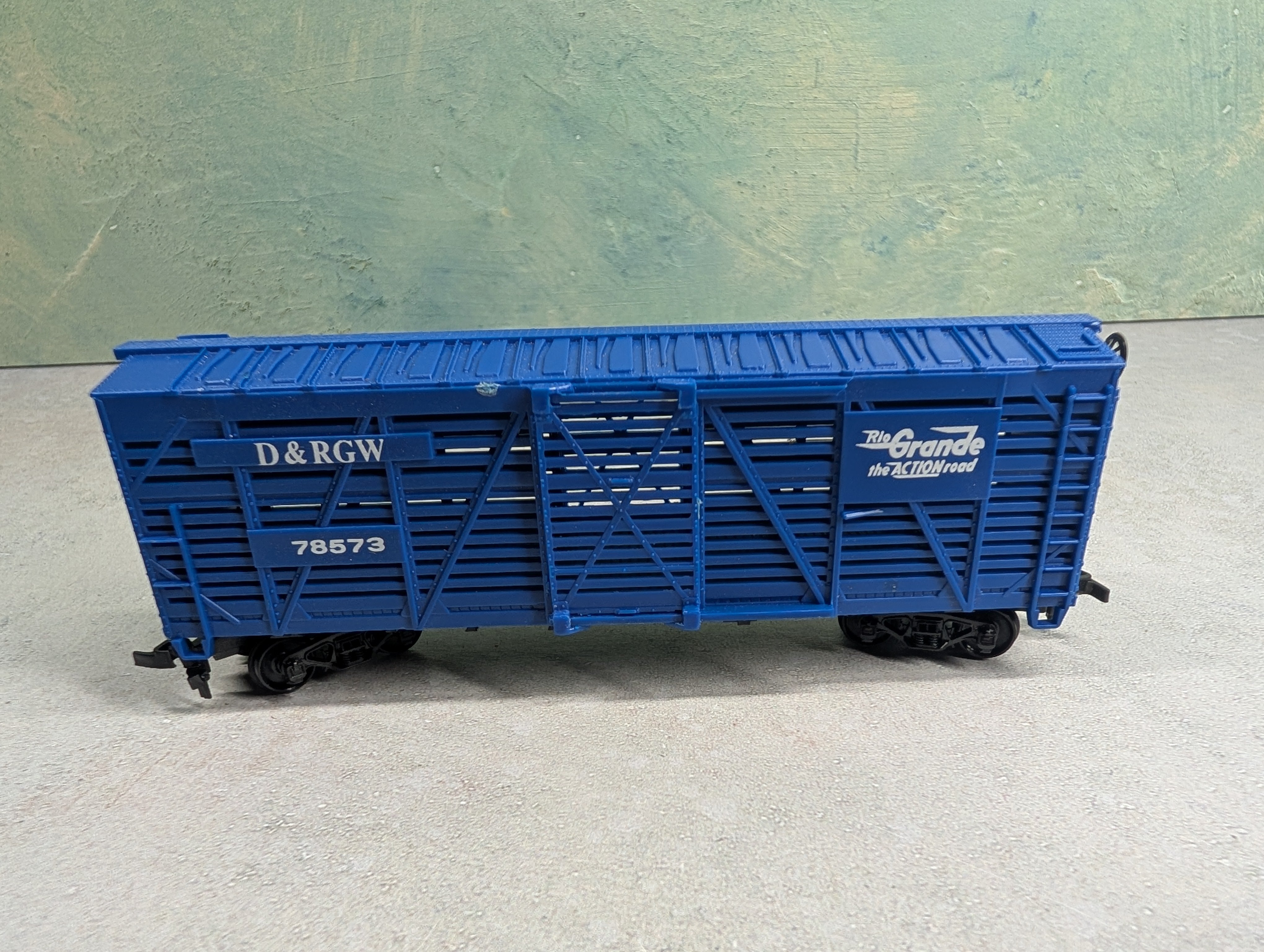 USED HO Scale 40' Stock Car Rio Grande D&RGW #78573