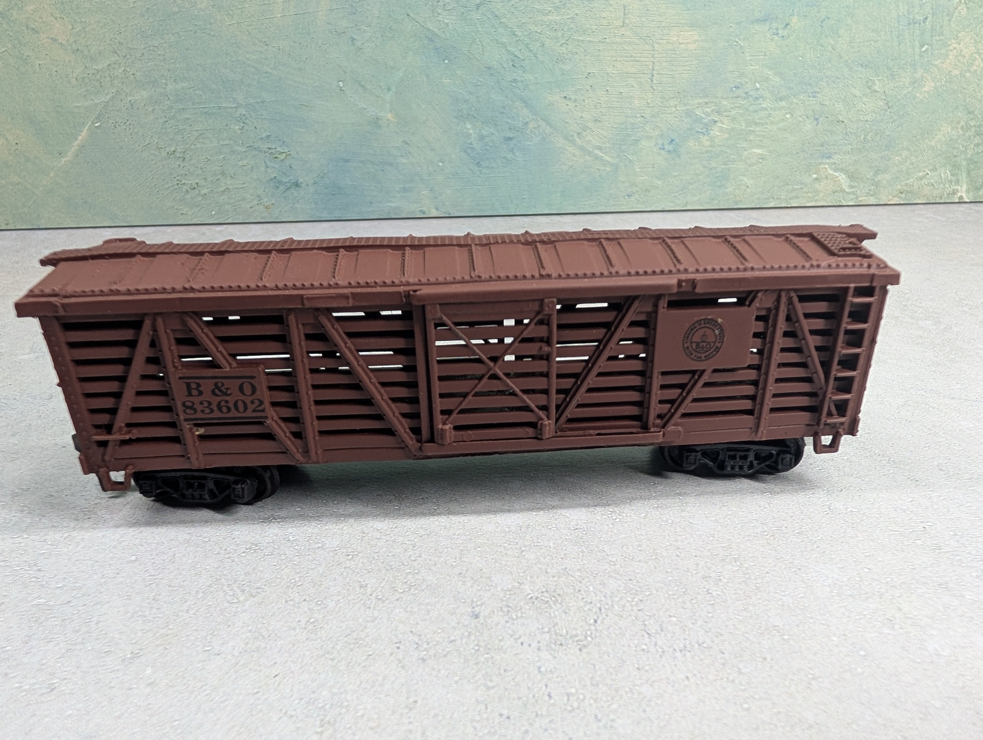 USED HO Scale 40' Stock Car Baltimore and Ohio B&O #83602