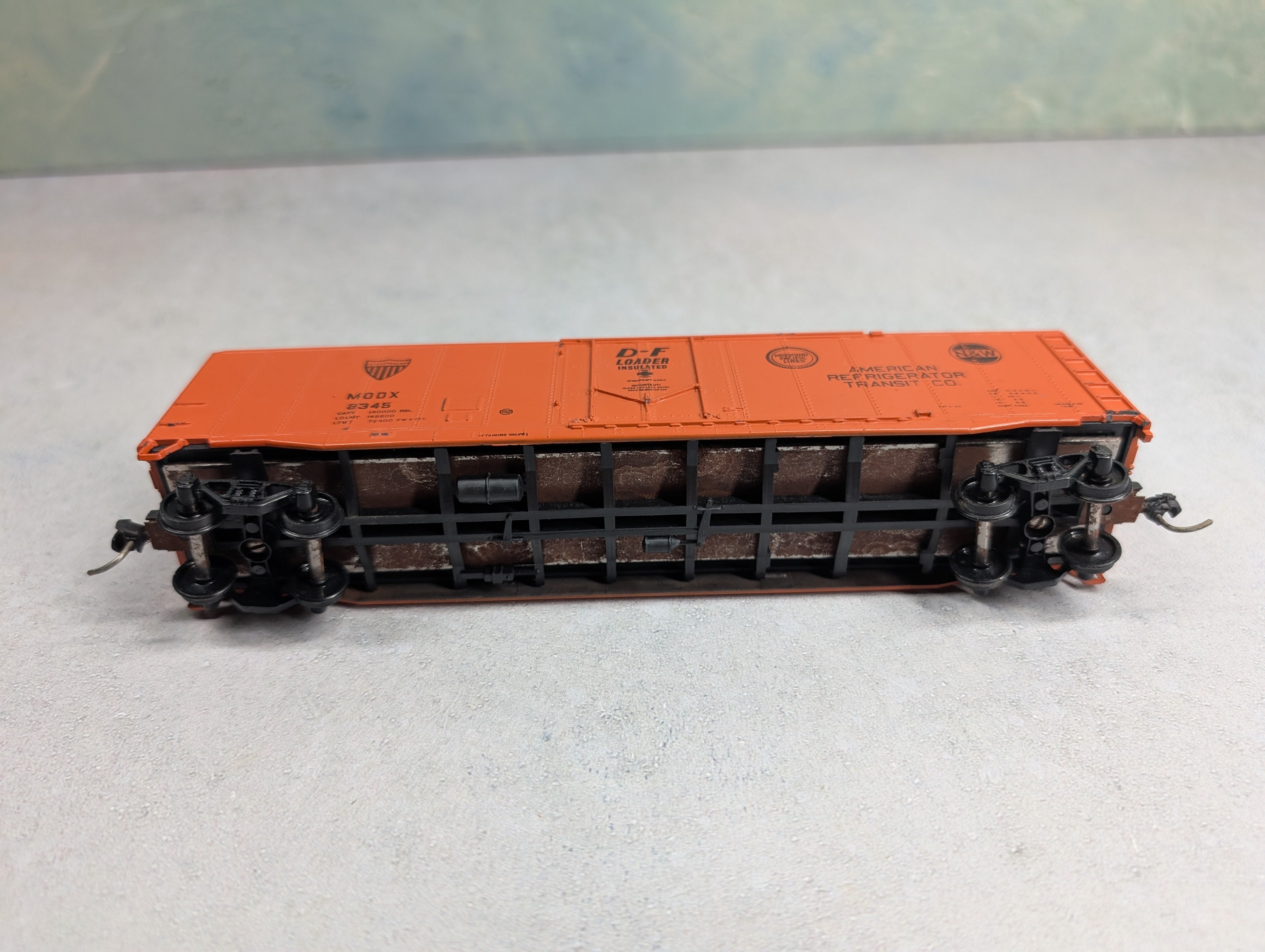 USED Athearn HO Scale 50' Reefer Box Car American Refrigerator Transit MODX #2345