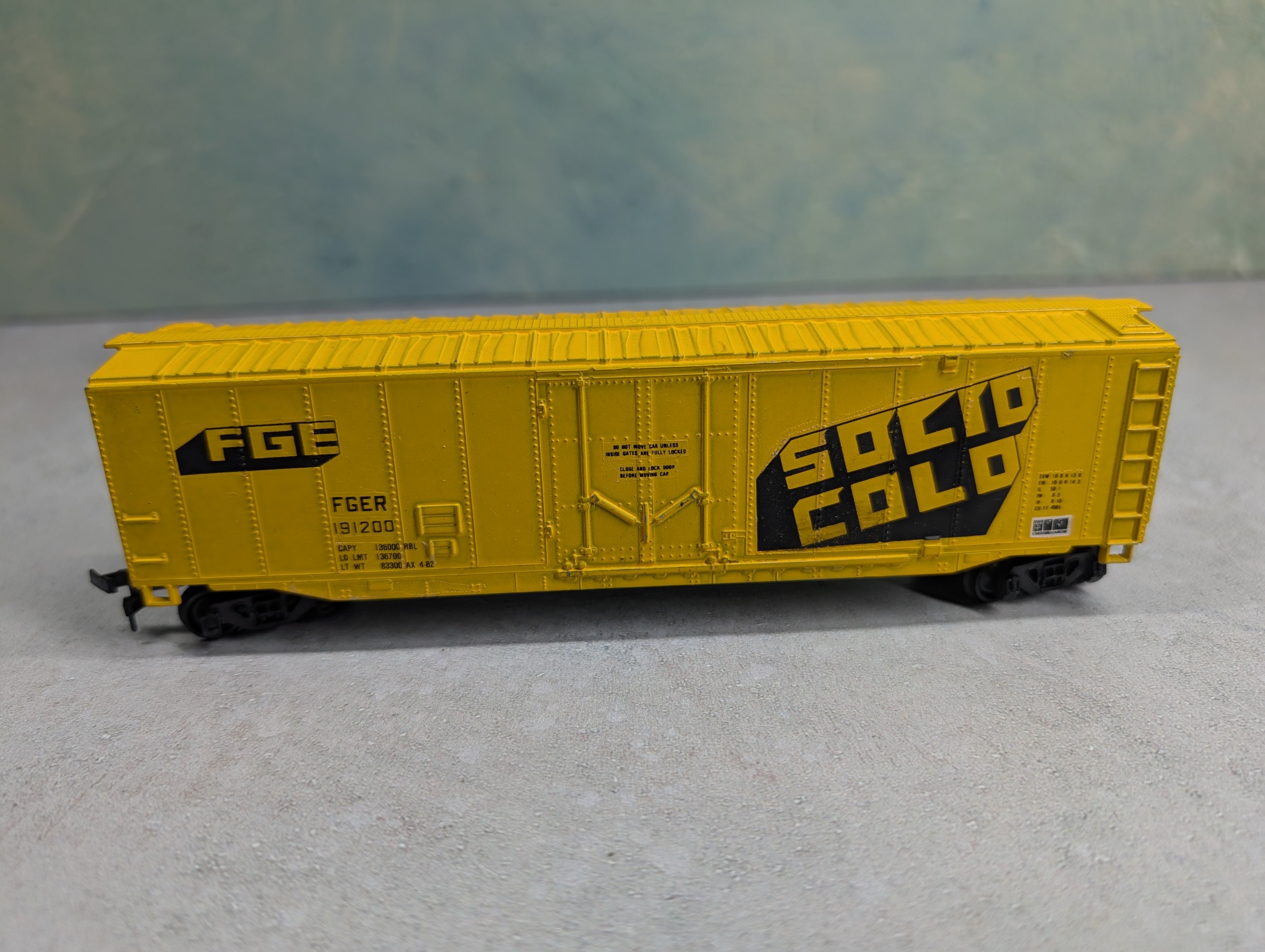 USED Bachmann HO Scale 50' Box Car FGE FGER #191200 Decals