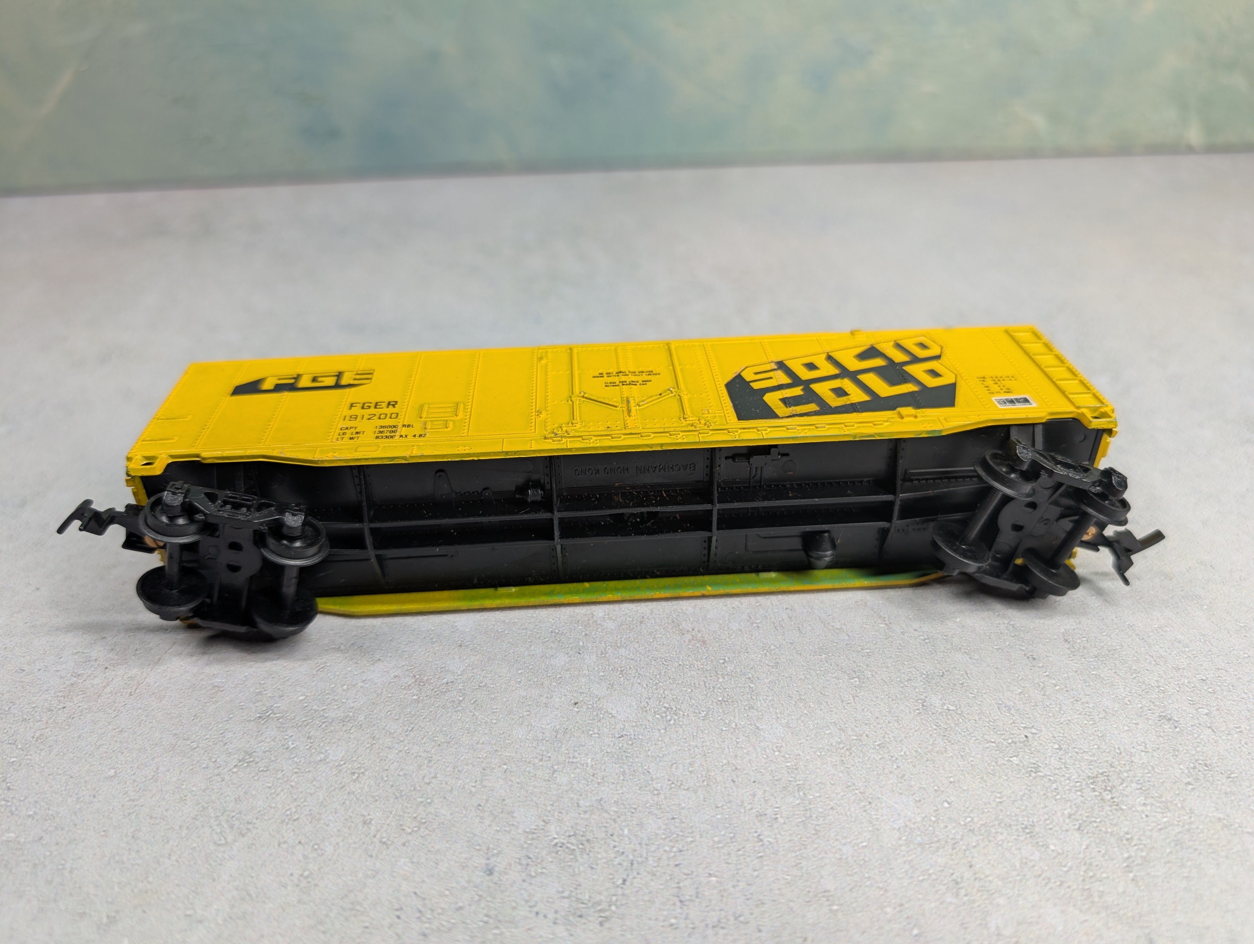 USED Bachmann HO Scale 50' Box Car FGE FGER #191200 Decals