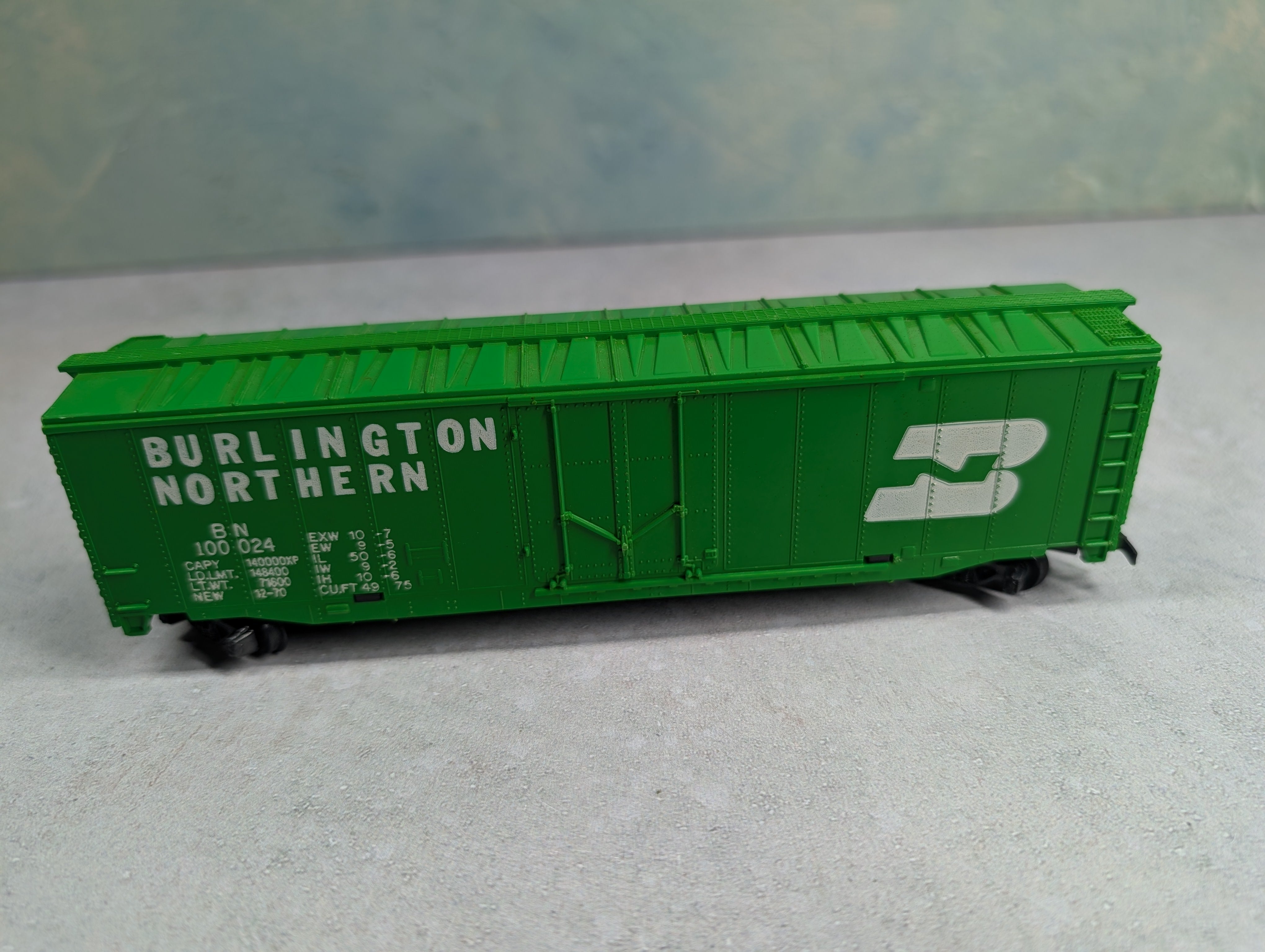 USED Tyco HO Scale 50' Box Car Burlington Northern BN #100024