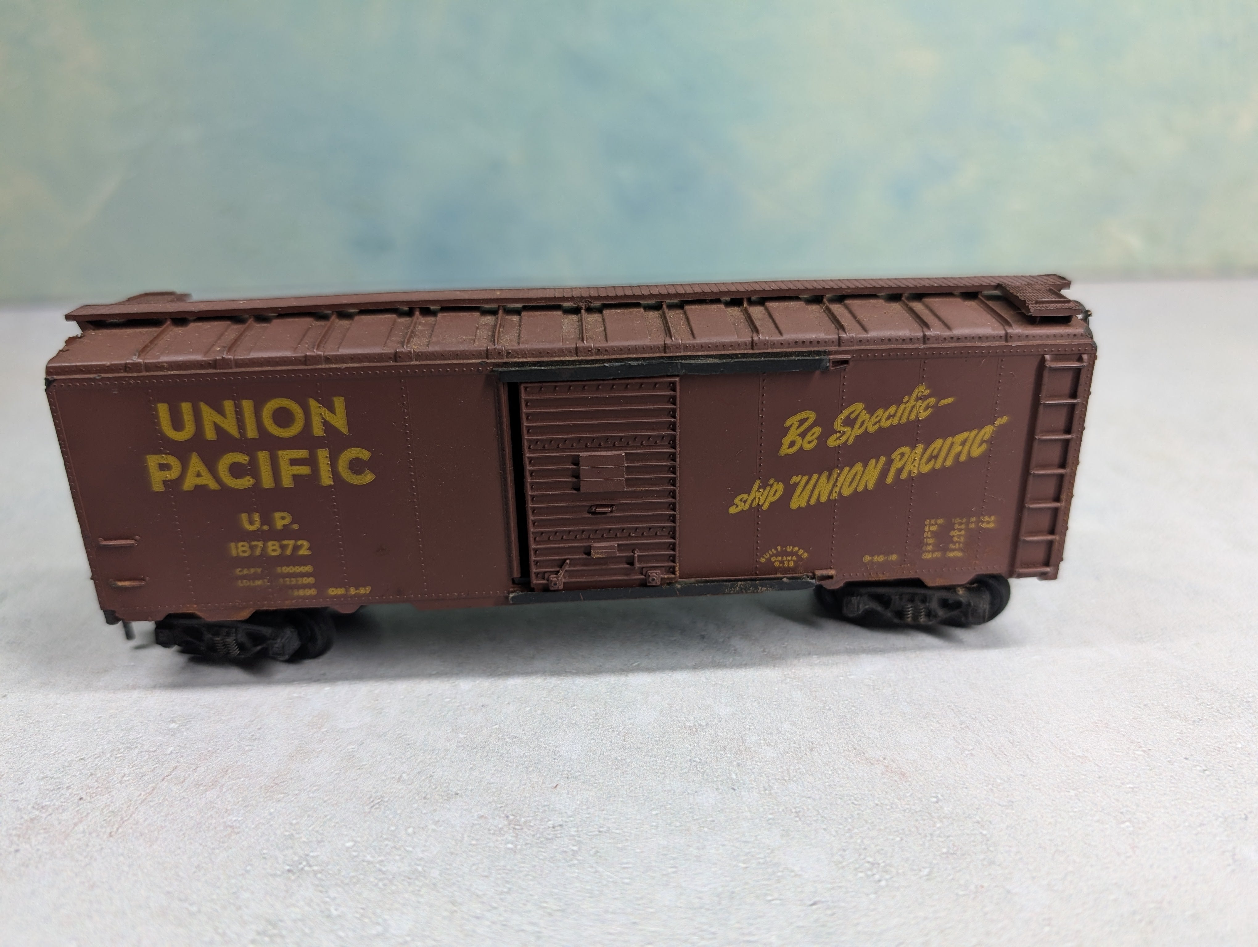 USED Athearn HO Scale 40' Box Car Union Pacific UP #187872