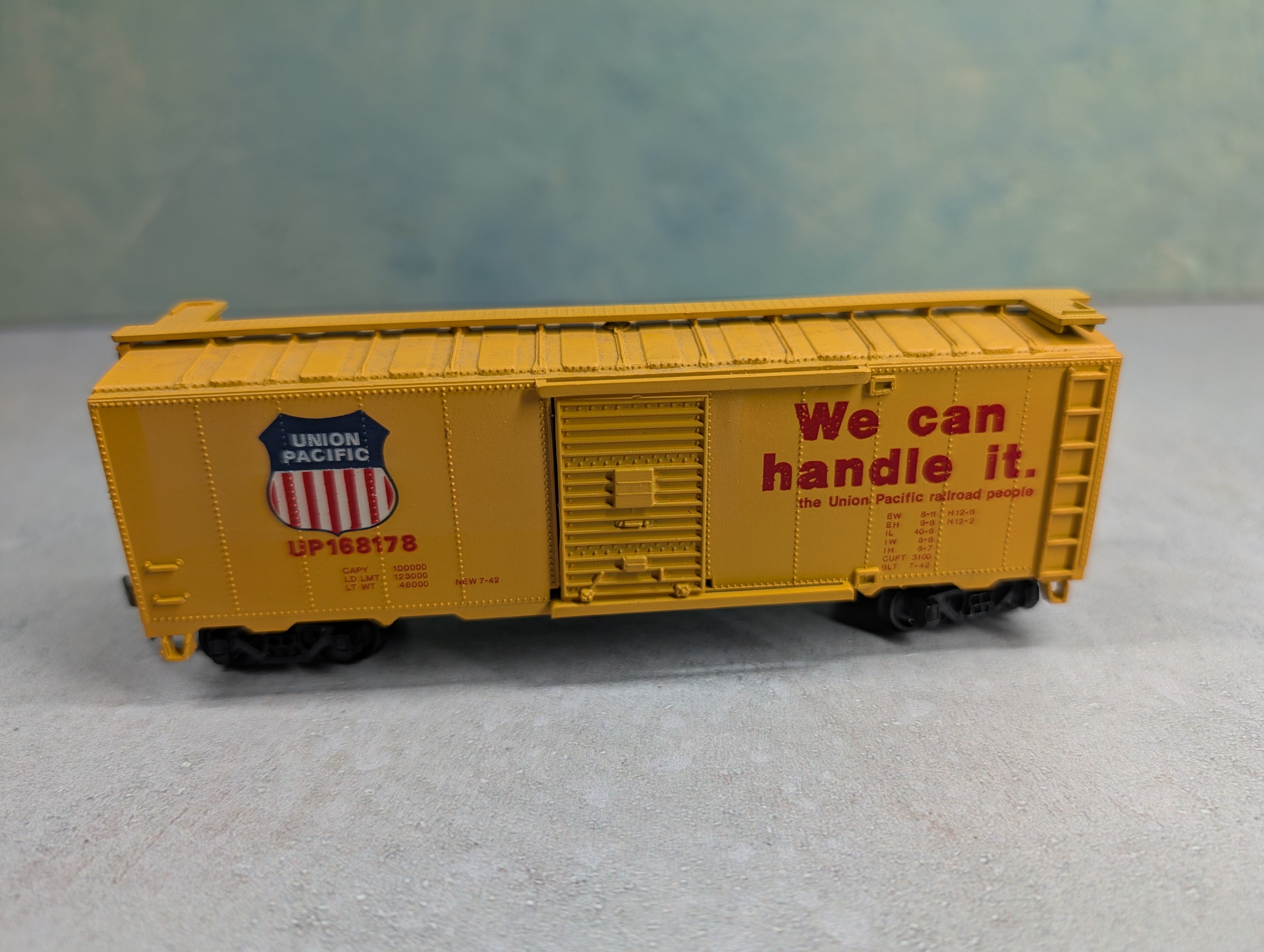 USED Bachmann HO Scale 40' Box Car Union Pacific UP #168178