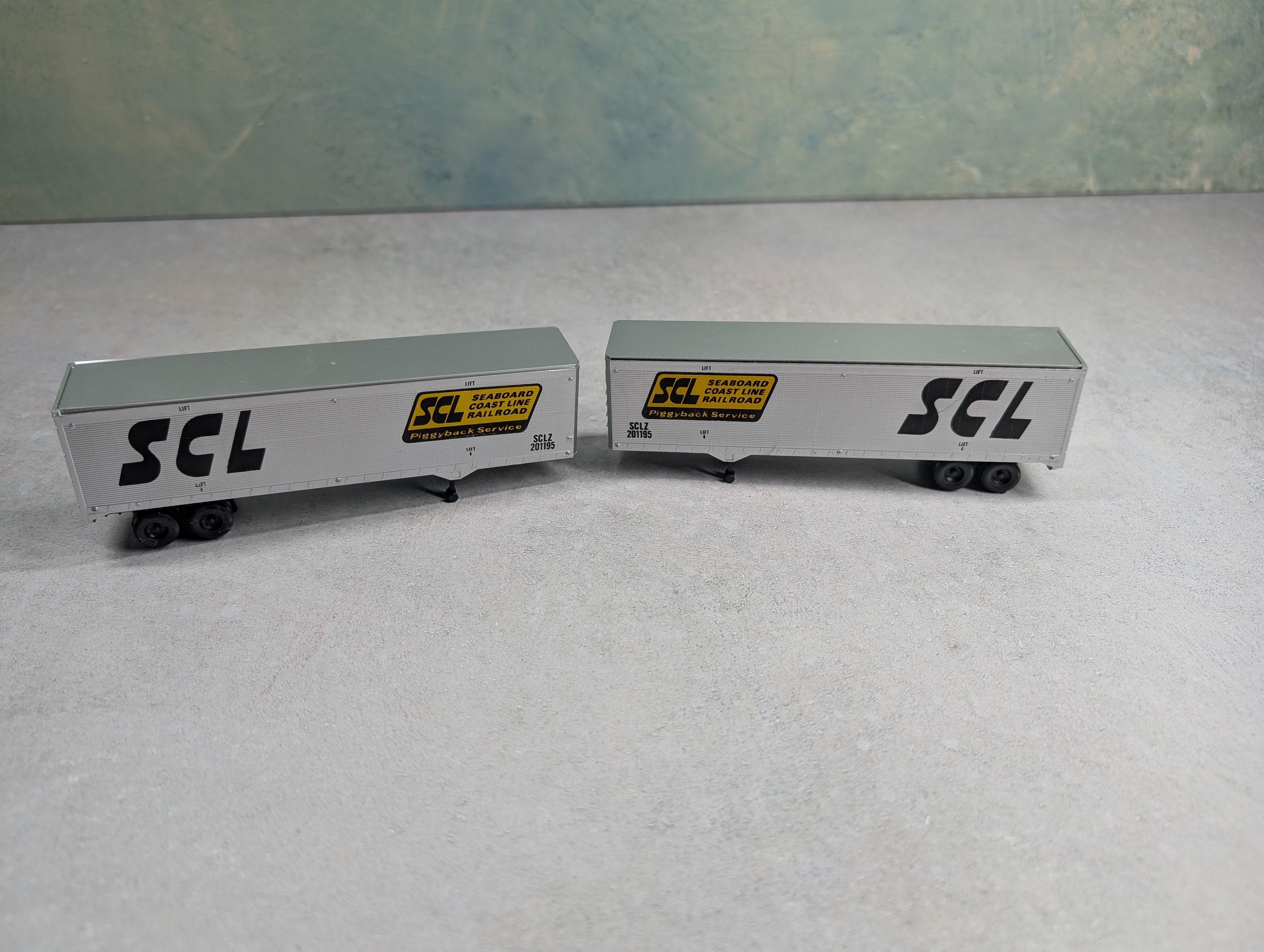 USED Athearn HO Scale 40' Trailers Seaboard Coast Line SCLZ #201195 (2 pcs)