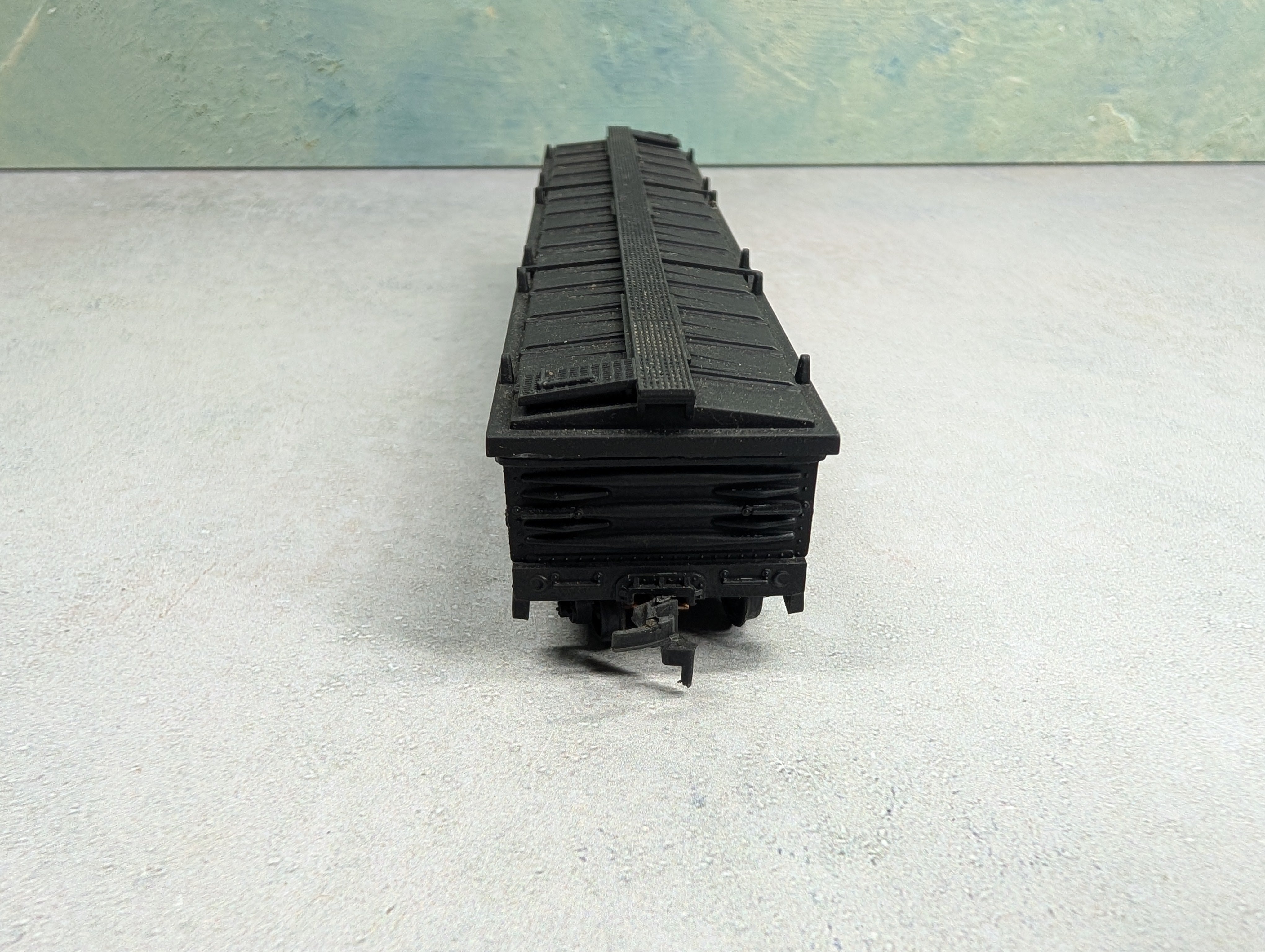 USED Athearn HO Scale Covered 50' Gondola Erie #14427