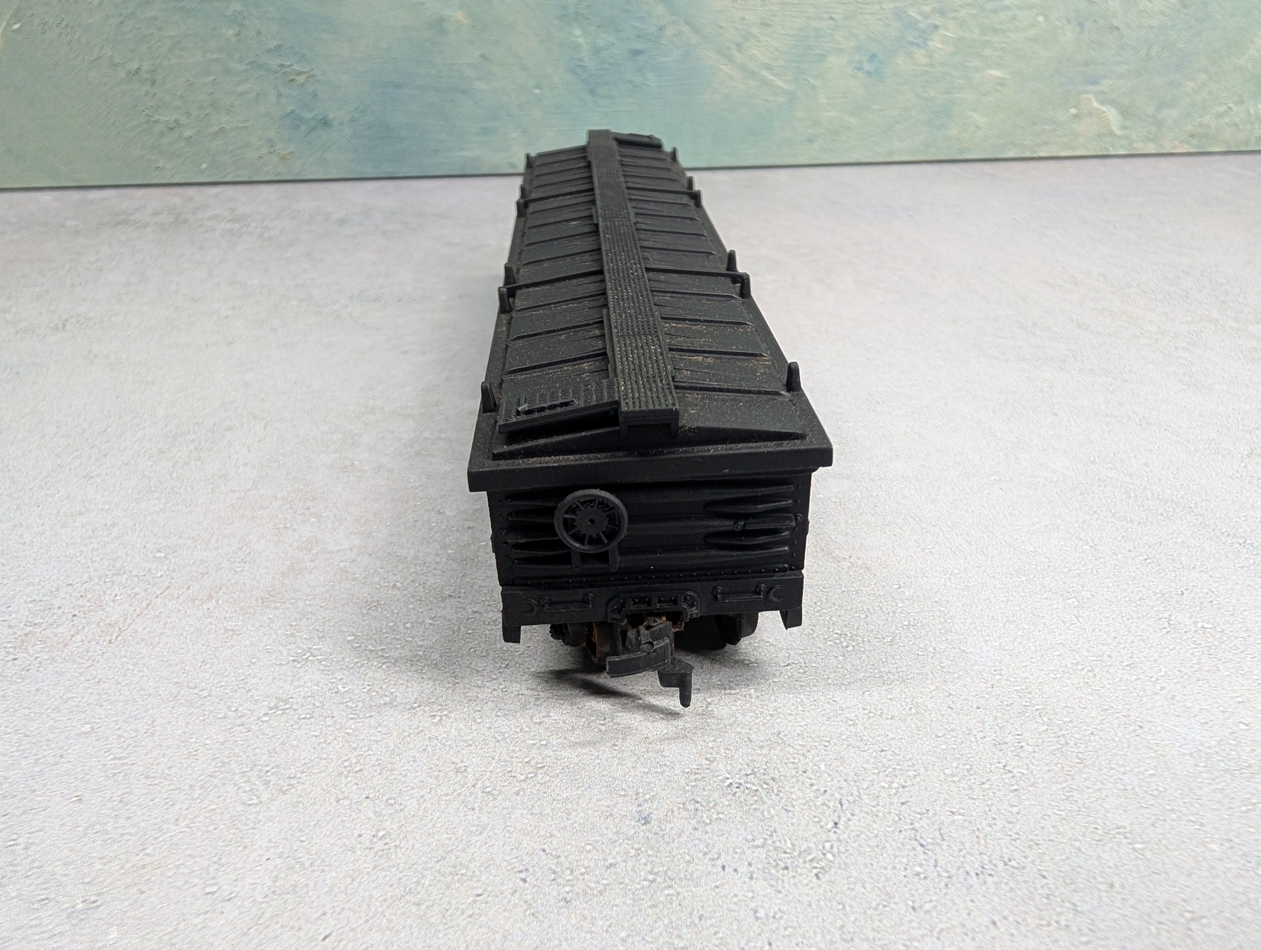 USED Athearn HO Scale Covered 50' Gondola Erie #14427