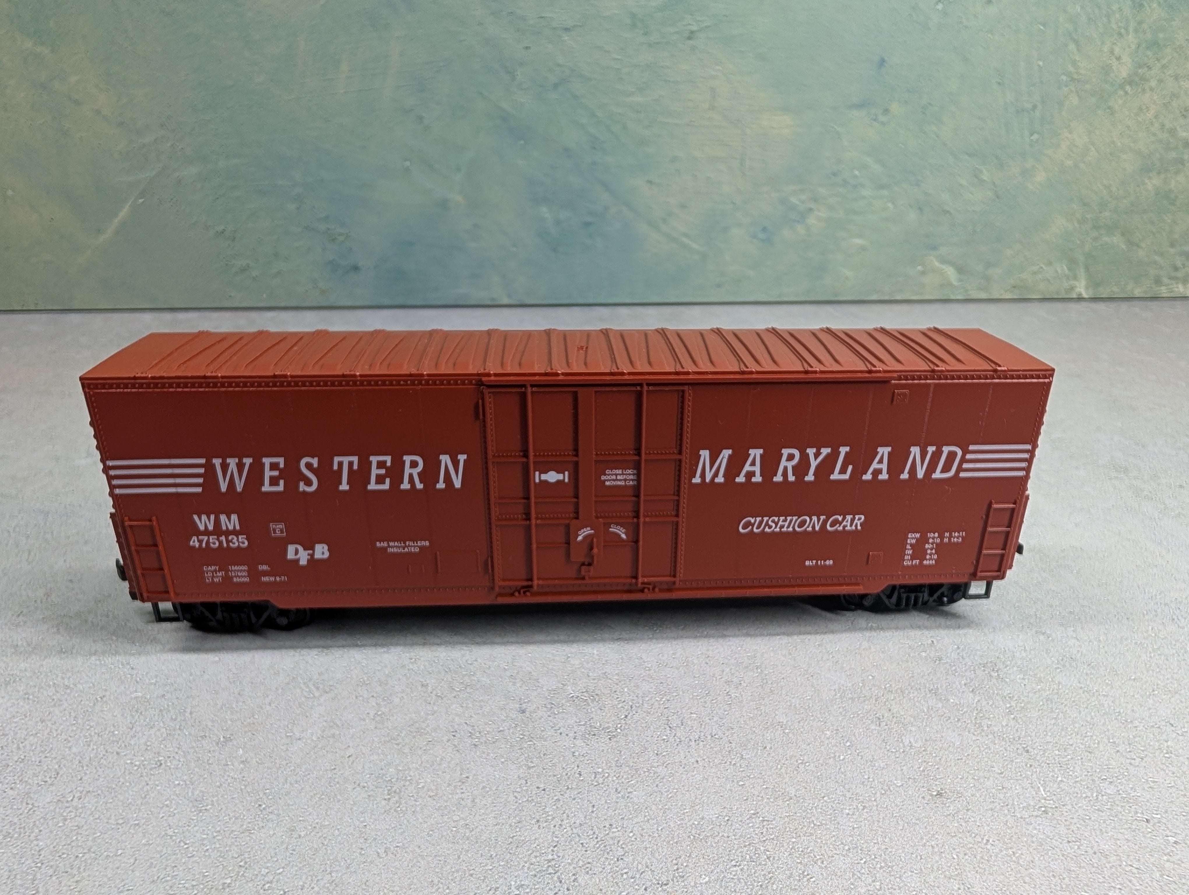 USED Roundhouse HO Scale 50' Hi-Cube Box Car Western Maryland WM #475135