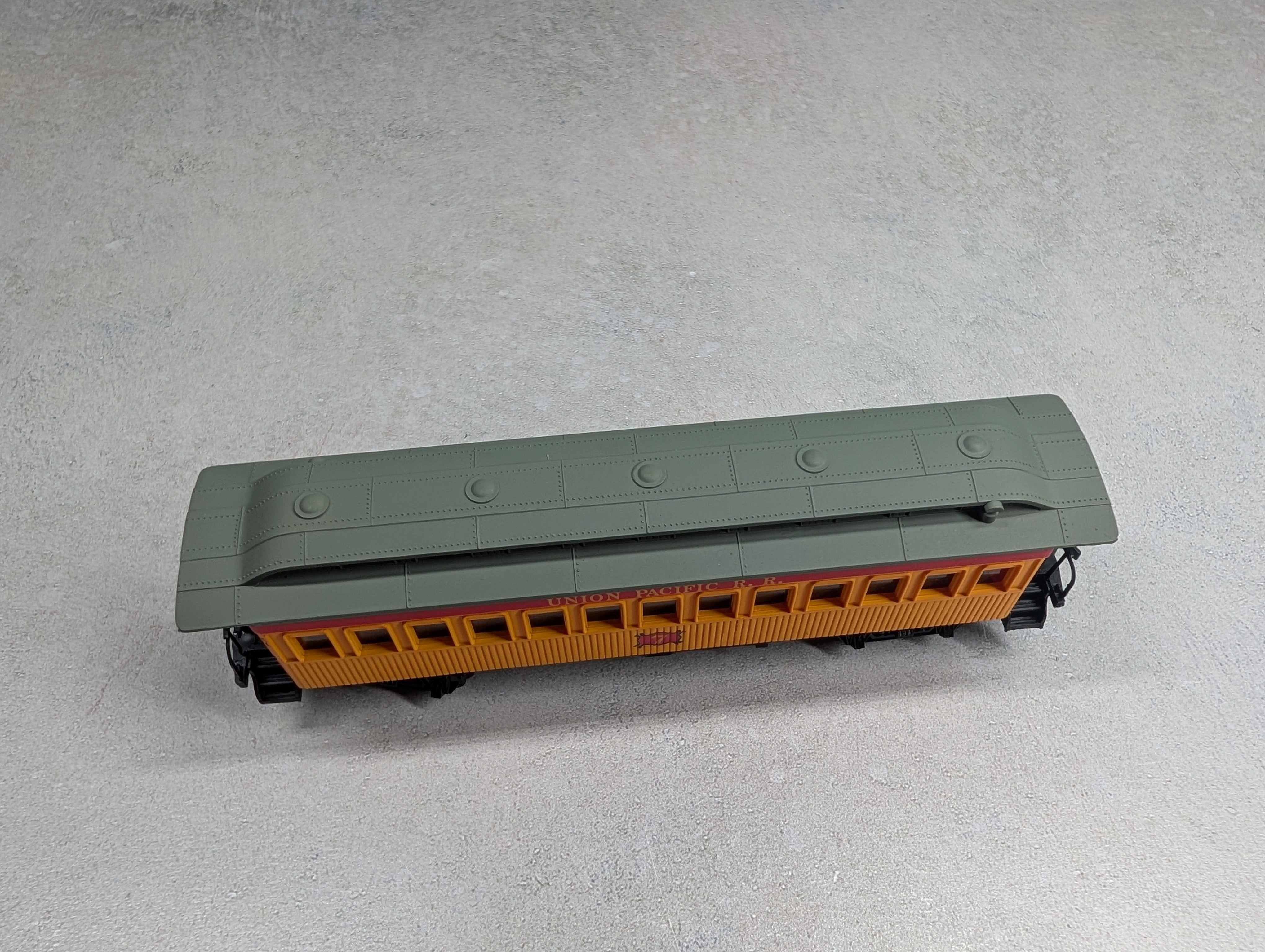 USED Bachmann HO Scale 47' Old Time Coach Union Pacific RR #7