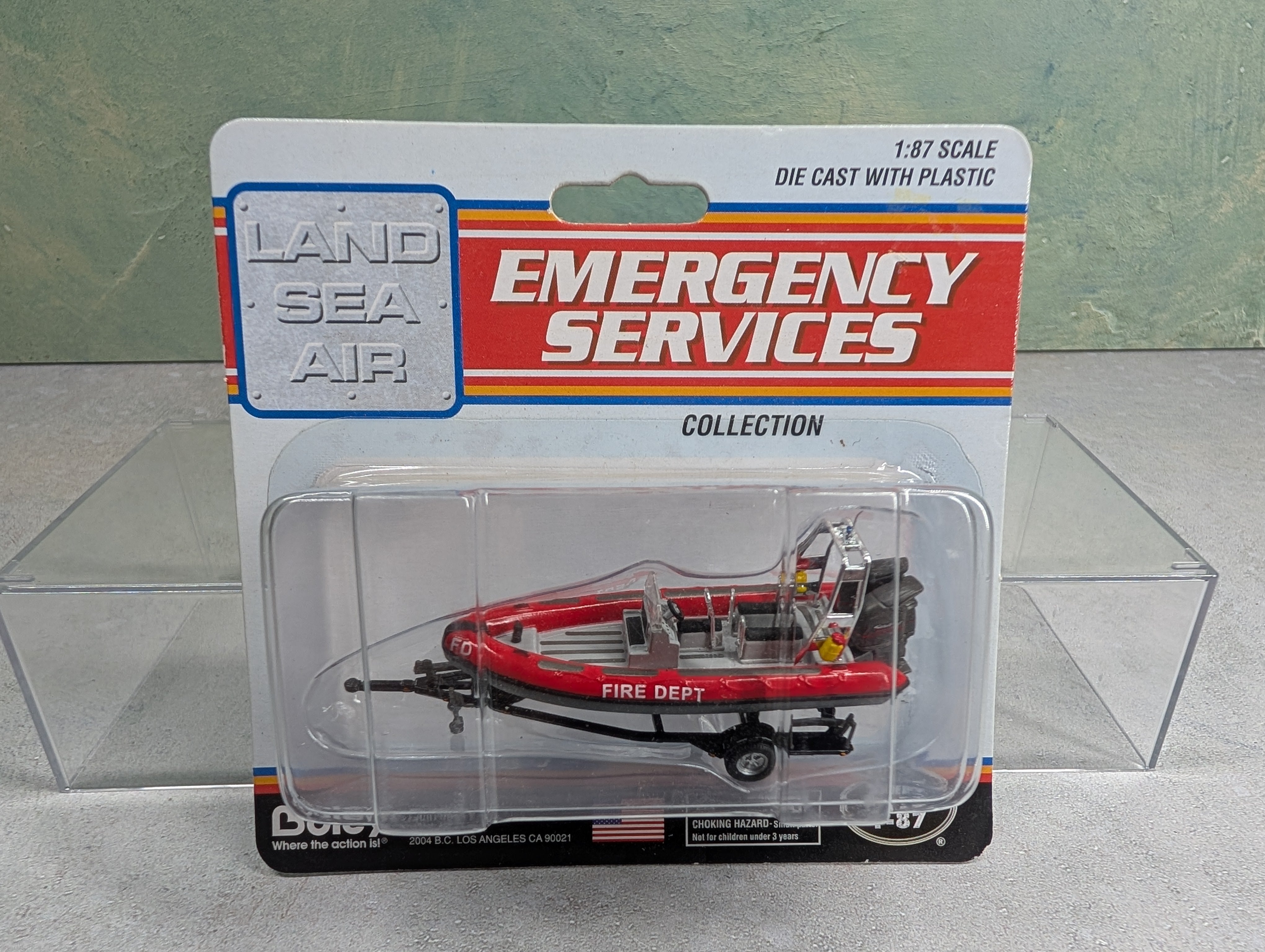 Boley 2071 HO Scale Emergency Services Fire Dept Boat w/ Trailer