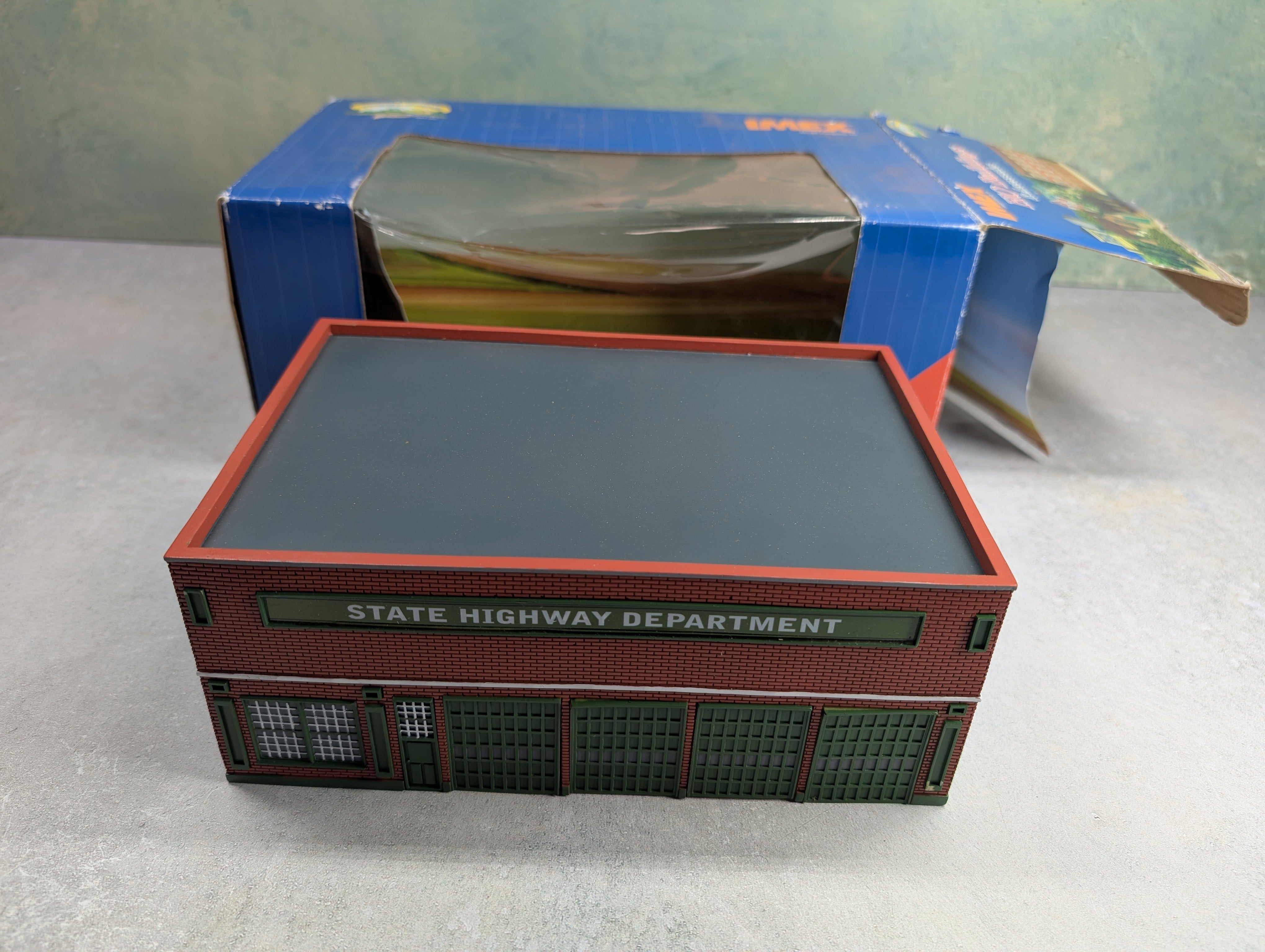 USED IMEX 6134 HO Scale Perma-Scene State Highway Department Resin