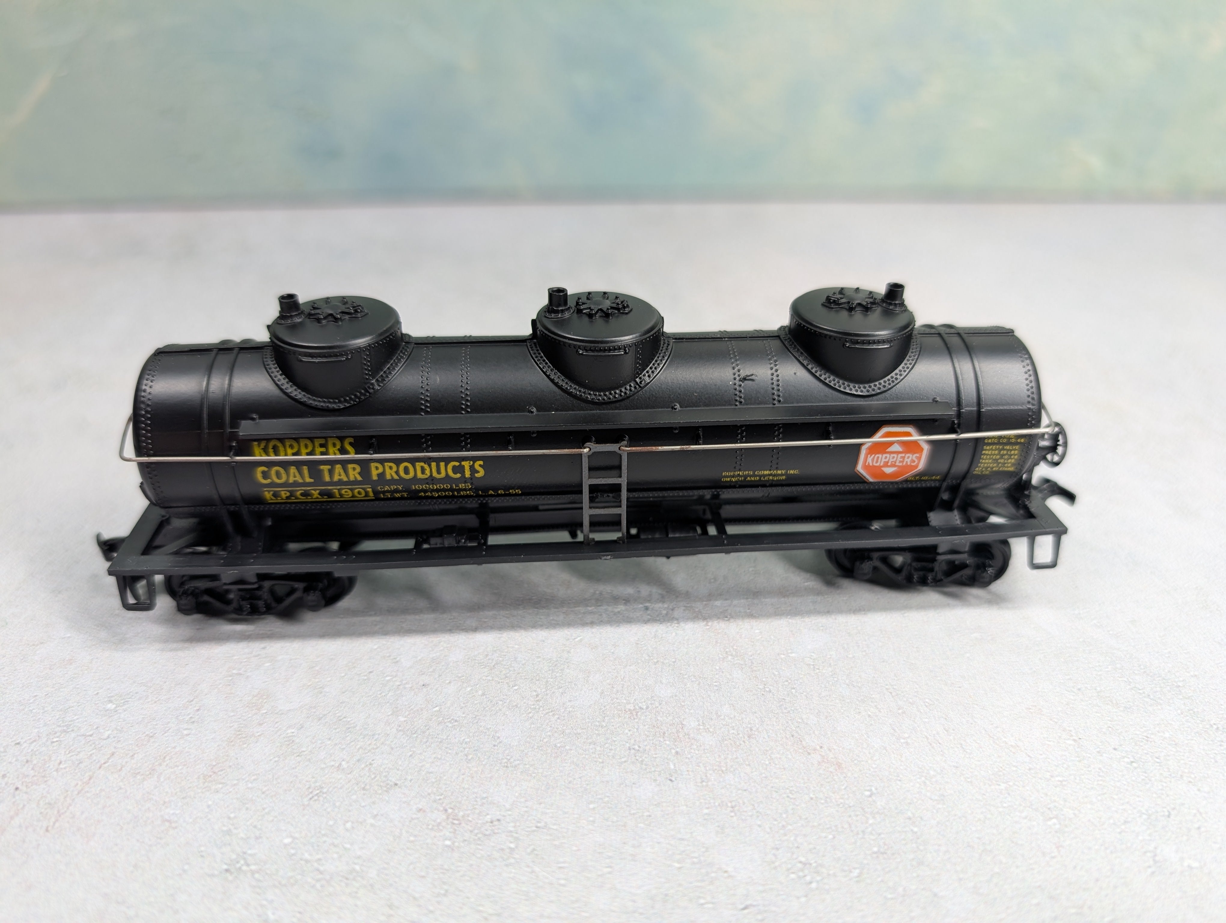 USED Athearn HO Scale Triple Dome Tank Car Koppers KPCX #1901
