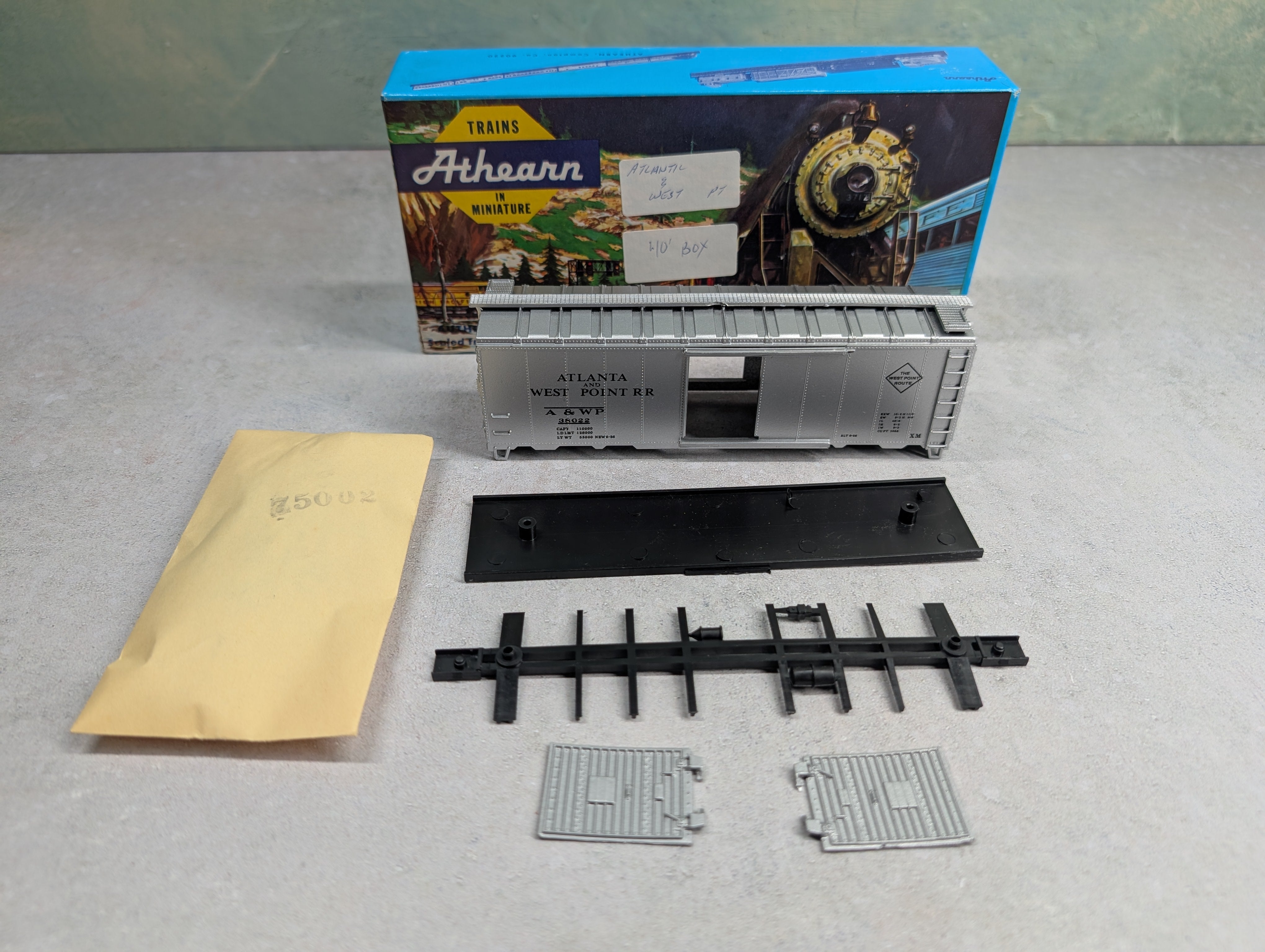 USED Athearn HO Scale 40' Box Car Atlanta & West Point A&WP #38022 Bev-Bel KIT