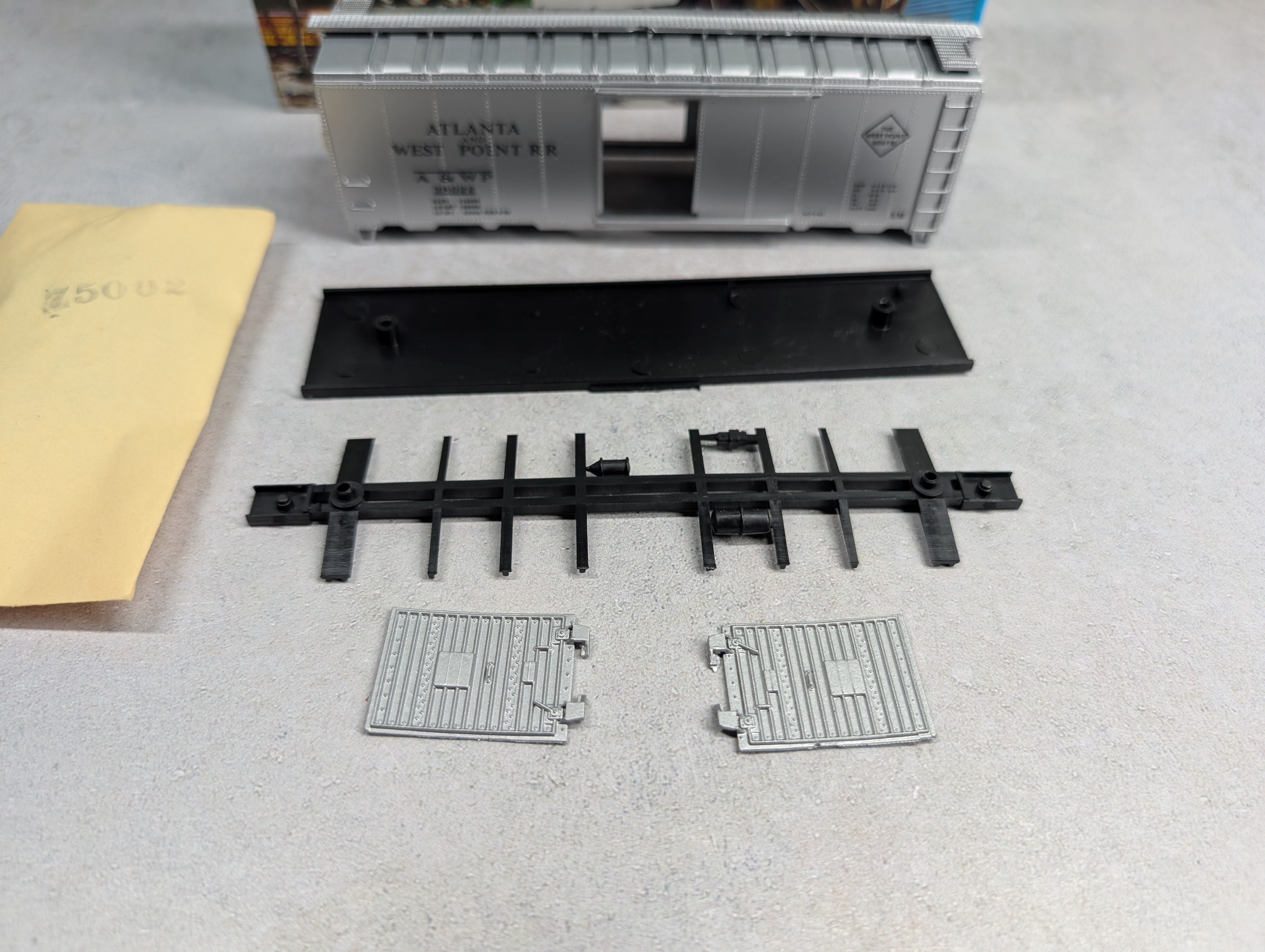 USED Athearn HO Scale 40' Box Car Atlanta & West Point A&WP #38022 Bev-Bel KIT