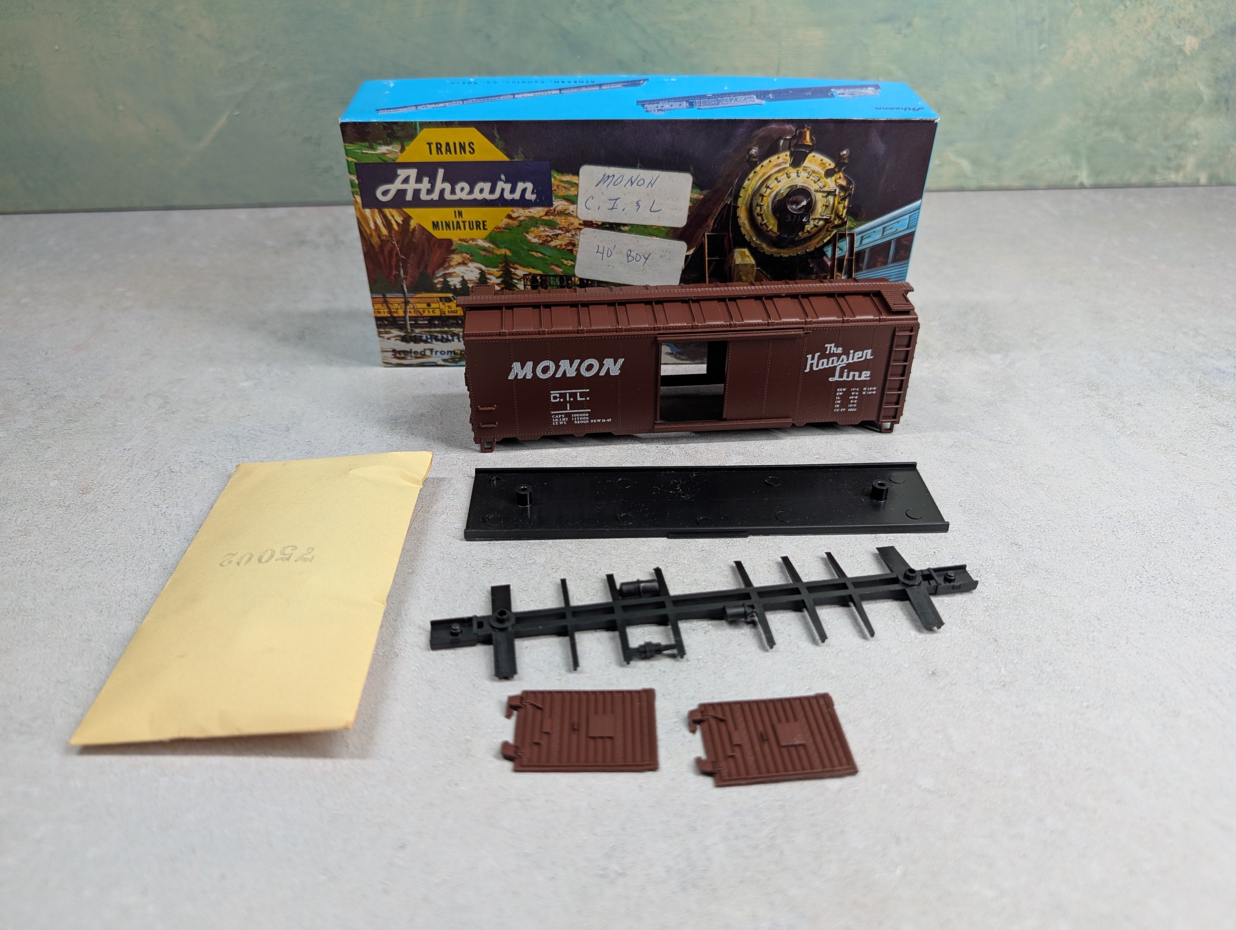 USED Athearn HO Scale 40' Box Car Monon CIL #1 Bev-Bel KIT
