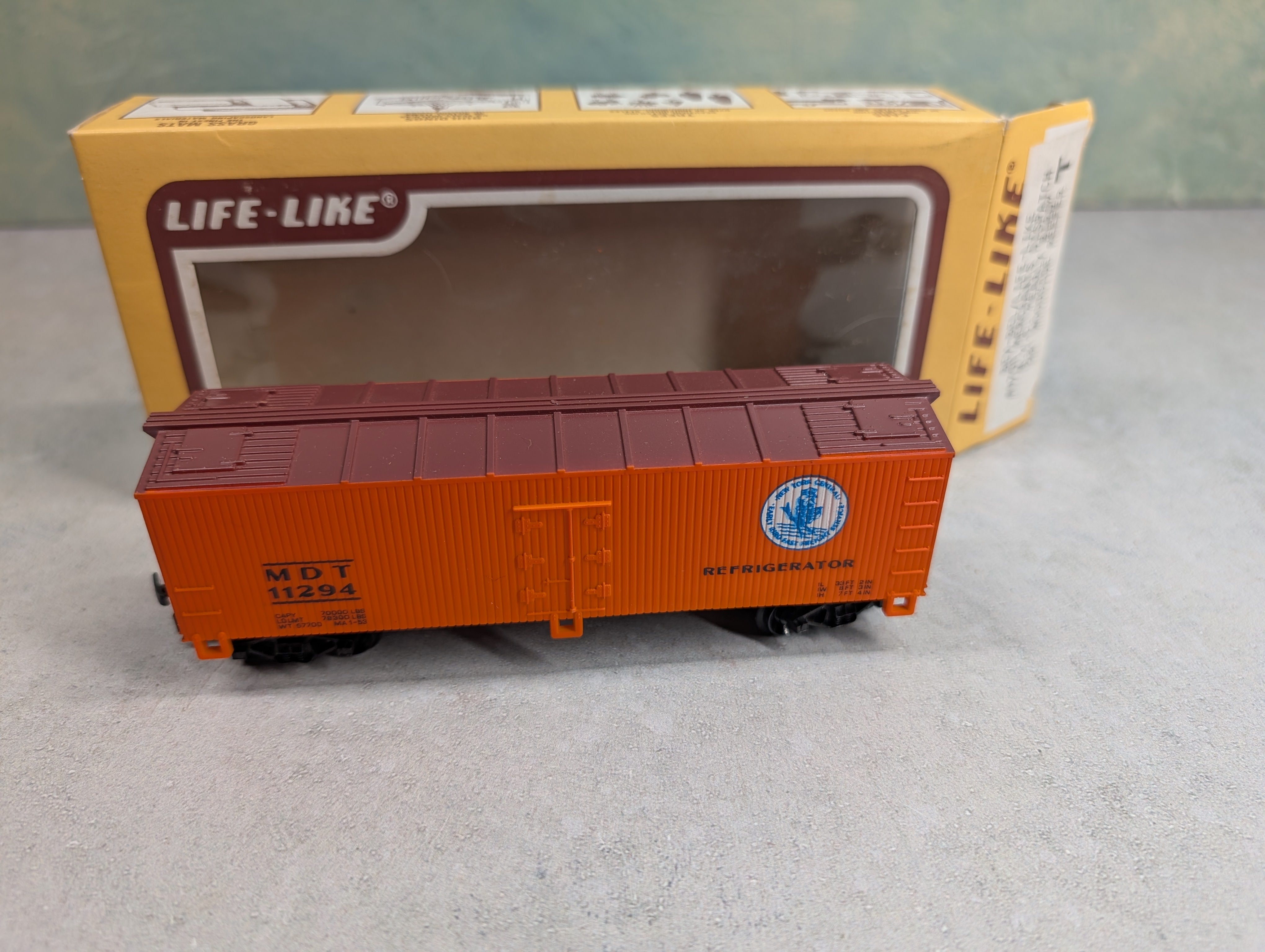 USED Life-Like HO Scale 38' Woodside Reefer Box Car New York Central MDT #11294 Bev-Bel