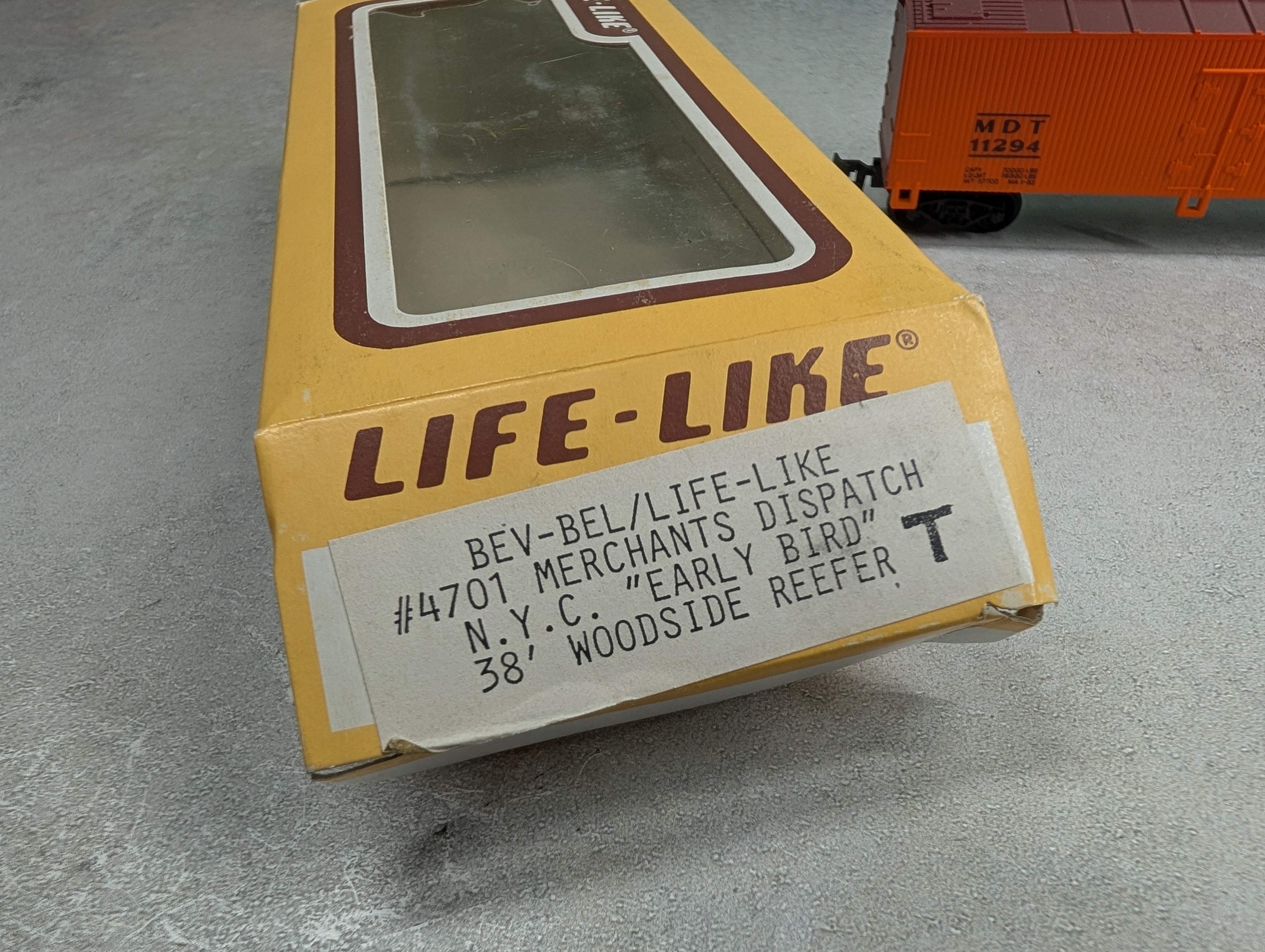 USED Life-Like HO Scale 38' Woodside Reefer Box Car New York Central MDT #11294 Bev-Bel