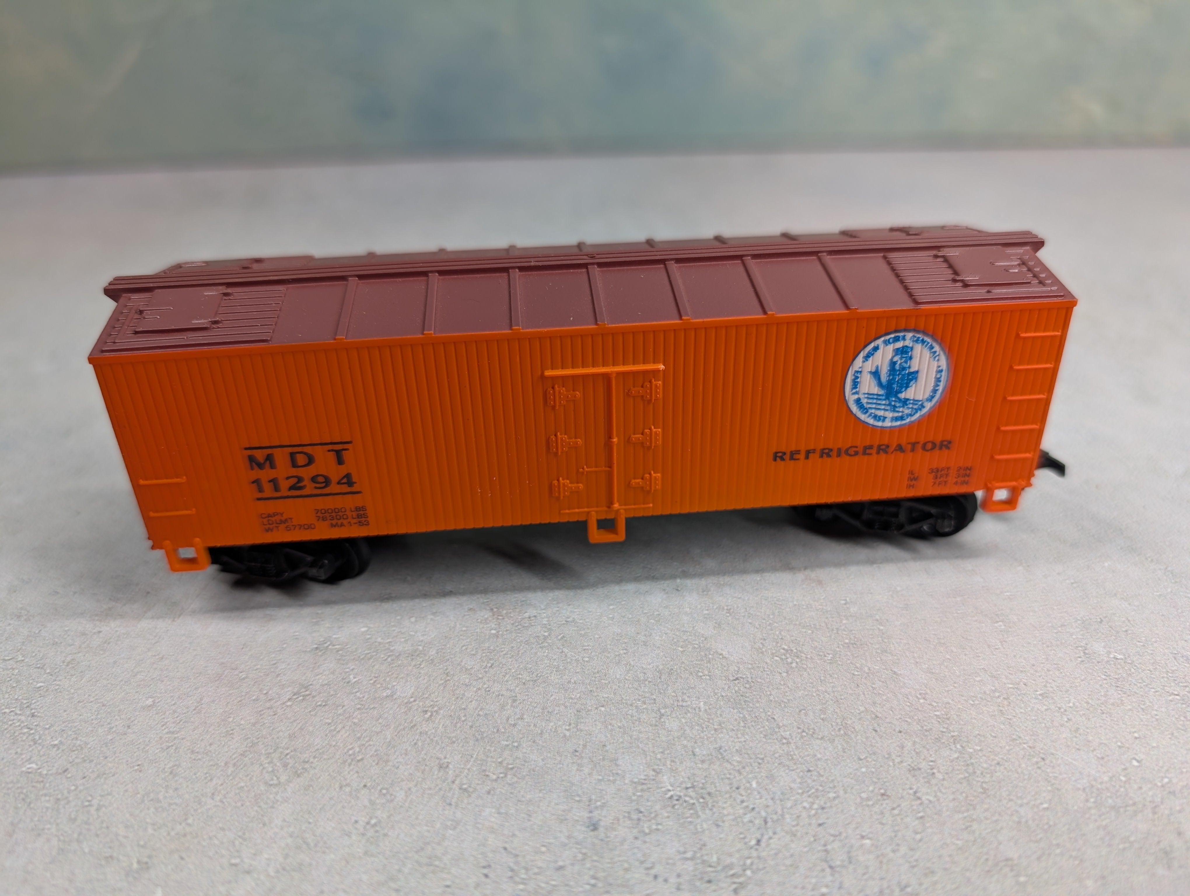 USED Life-Like HO Scale 38' Woodside Reefer Box Car New York Central MDT #11294 Bev-Bel
